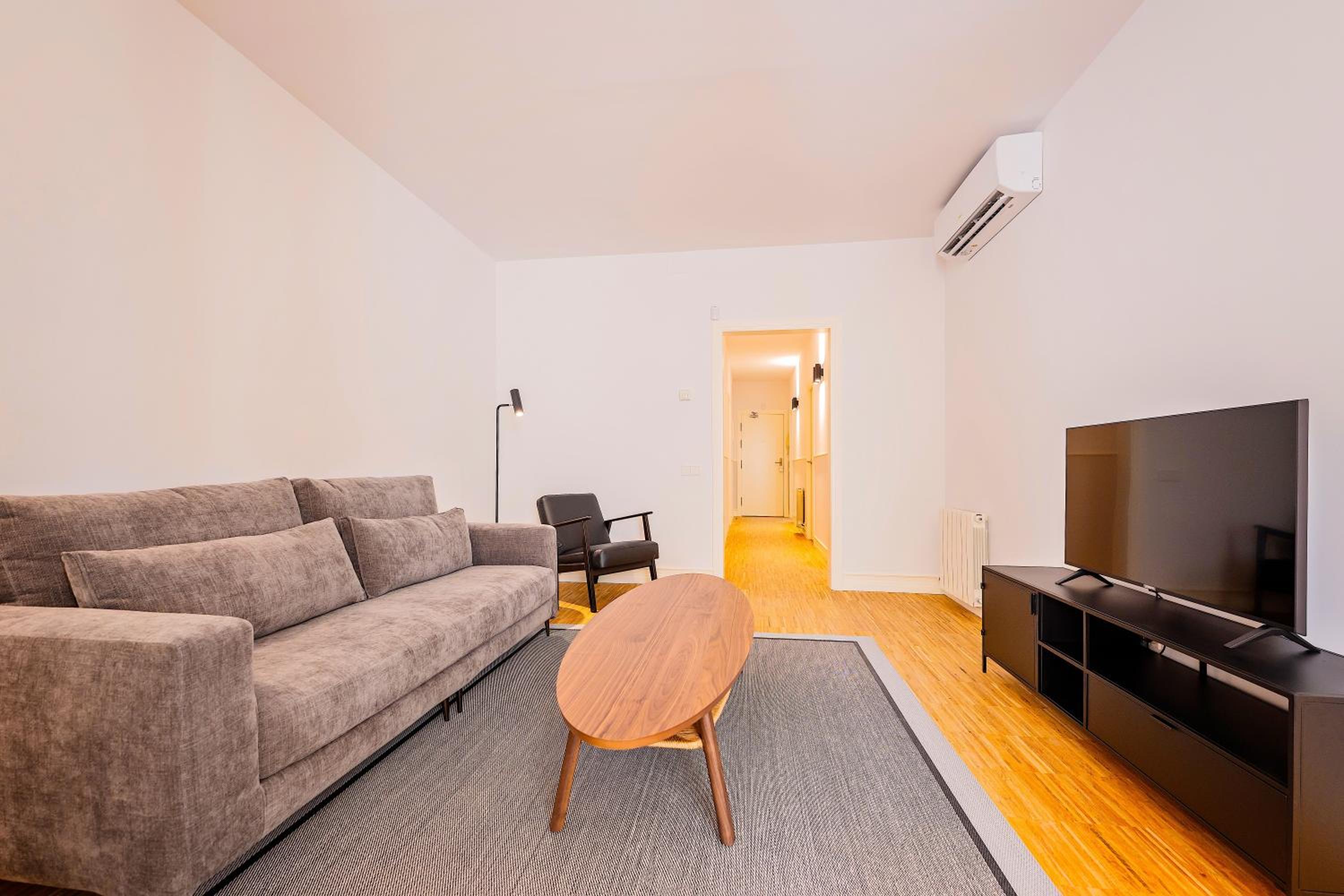 Two-Bedroom Apartment photo 2