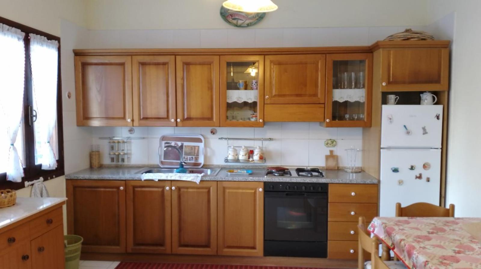 Three-Bedroom Apartment photo 2