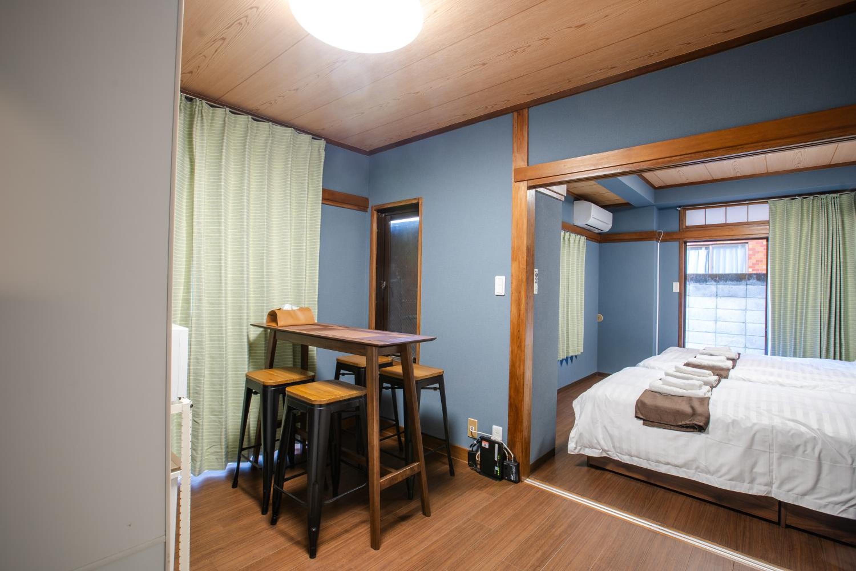 Family Room with Terrace photo 3