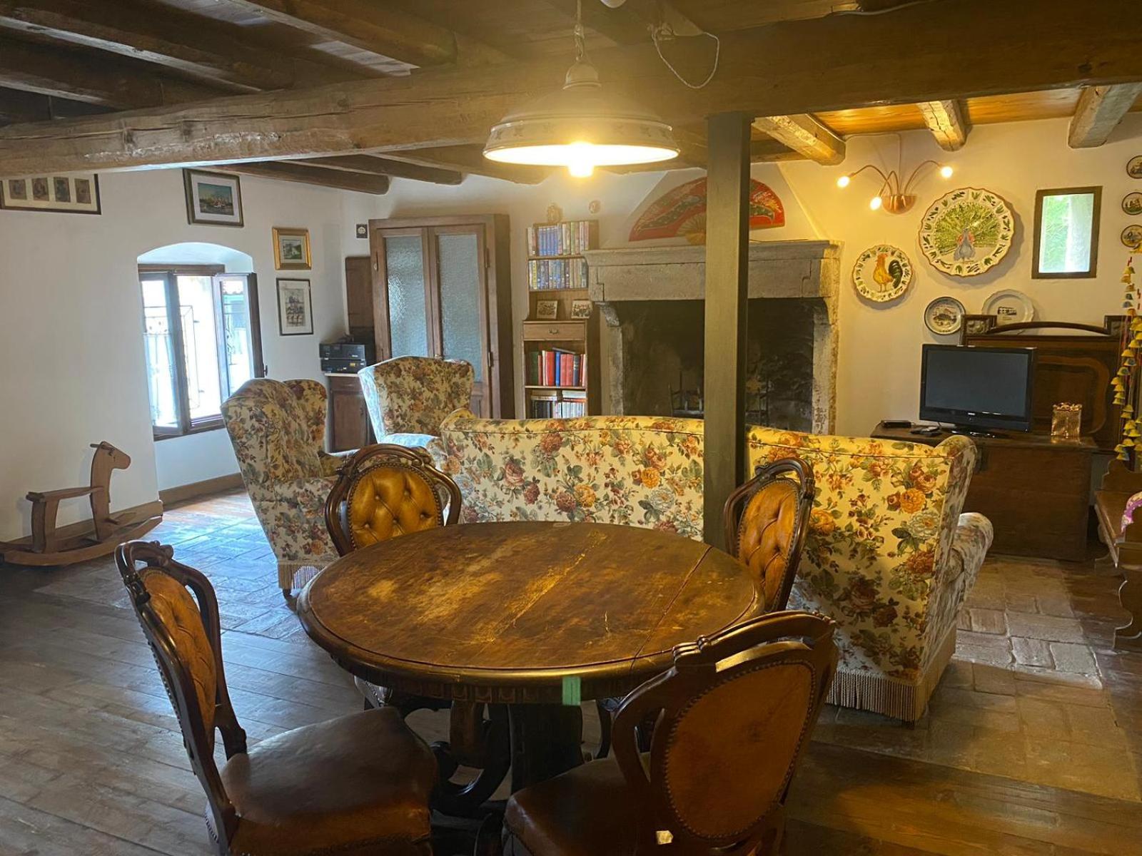 Four-Bedroom House photo 1
