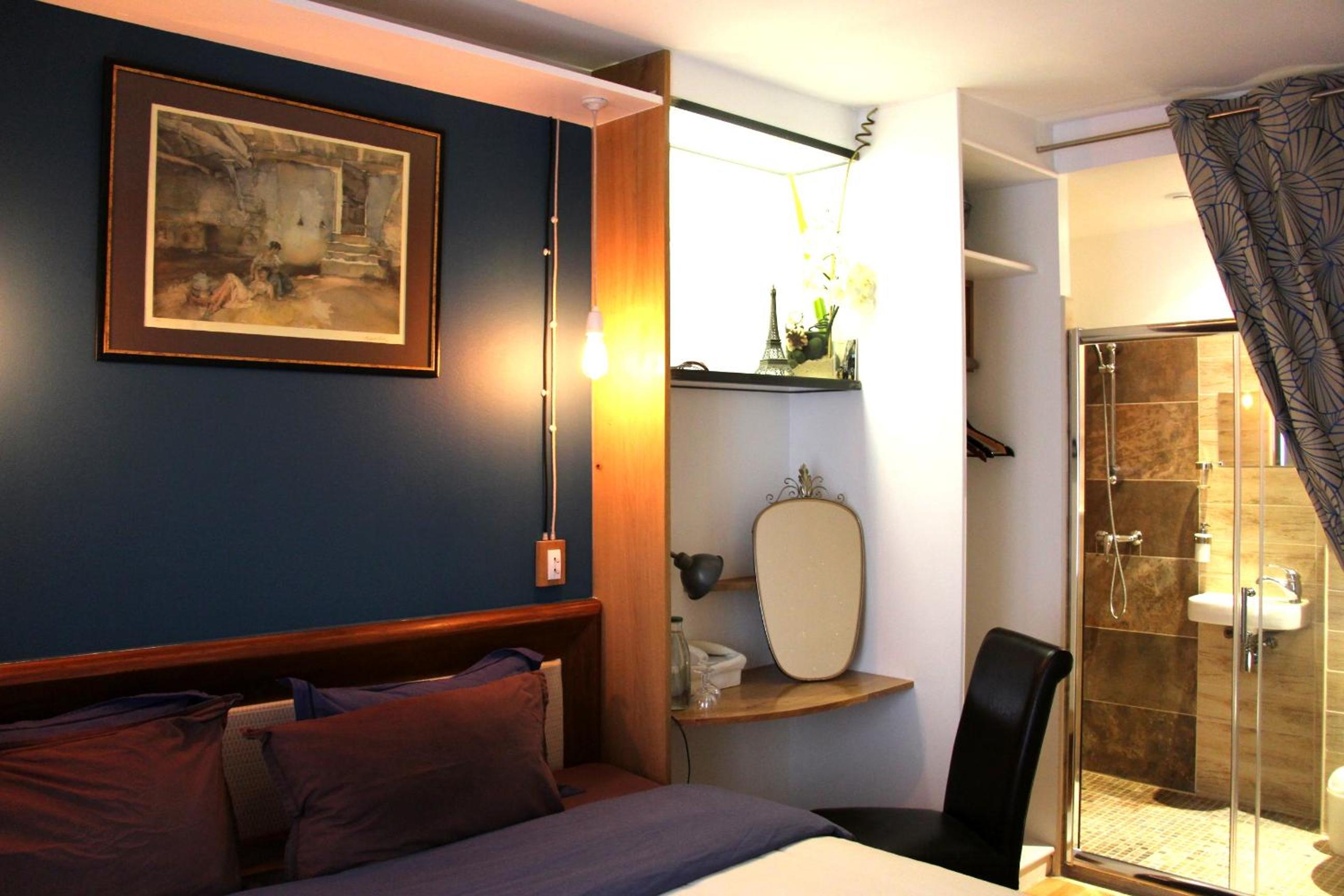 Standard Double or Twin Room photo 1