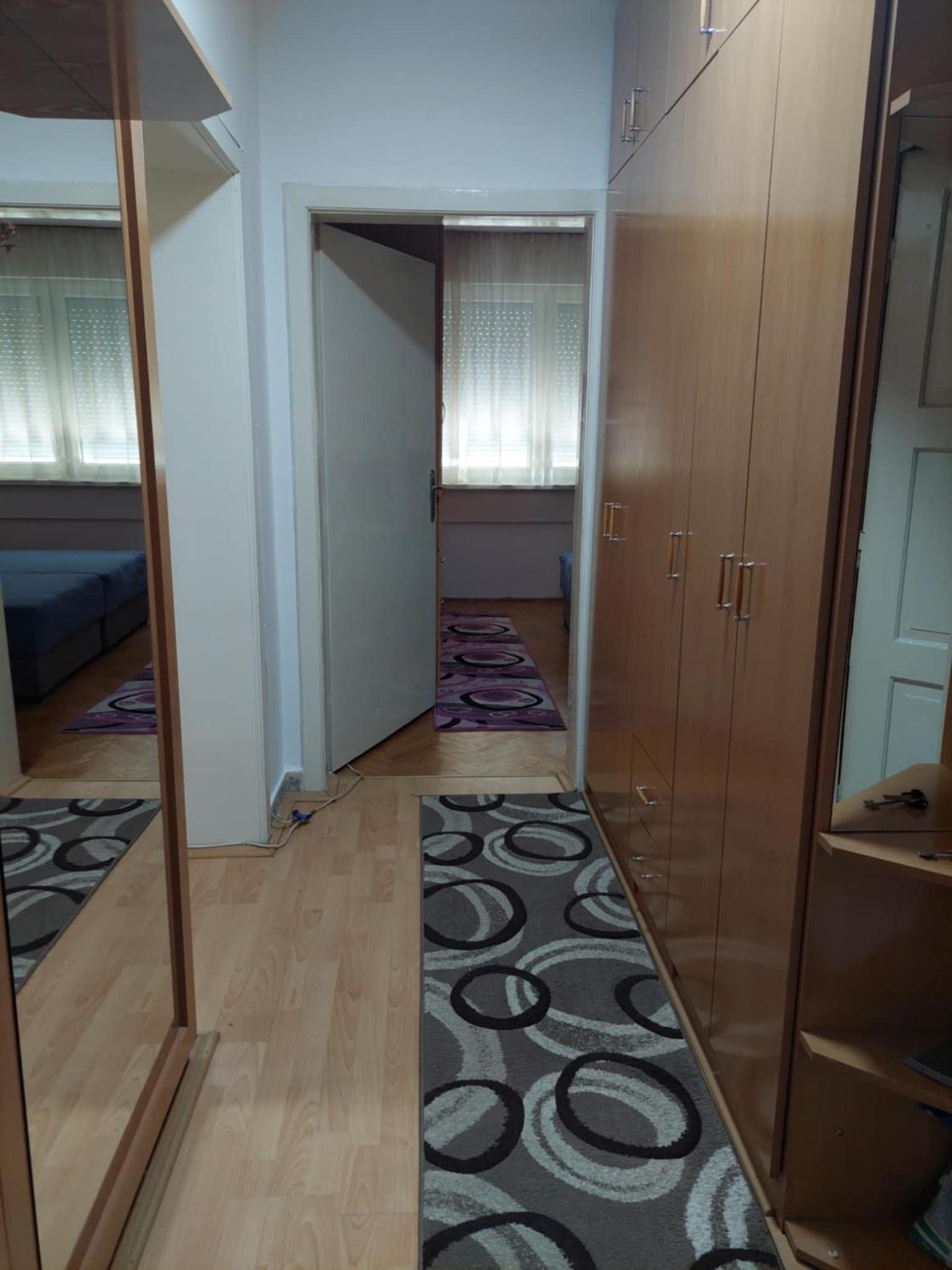 One-Bedroom Apartment photo 3