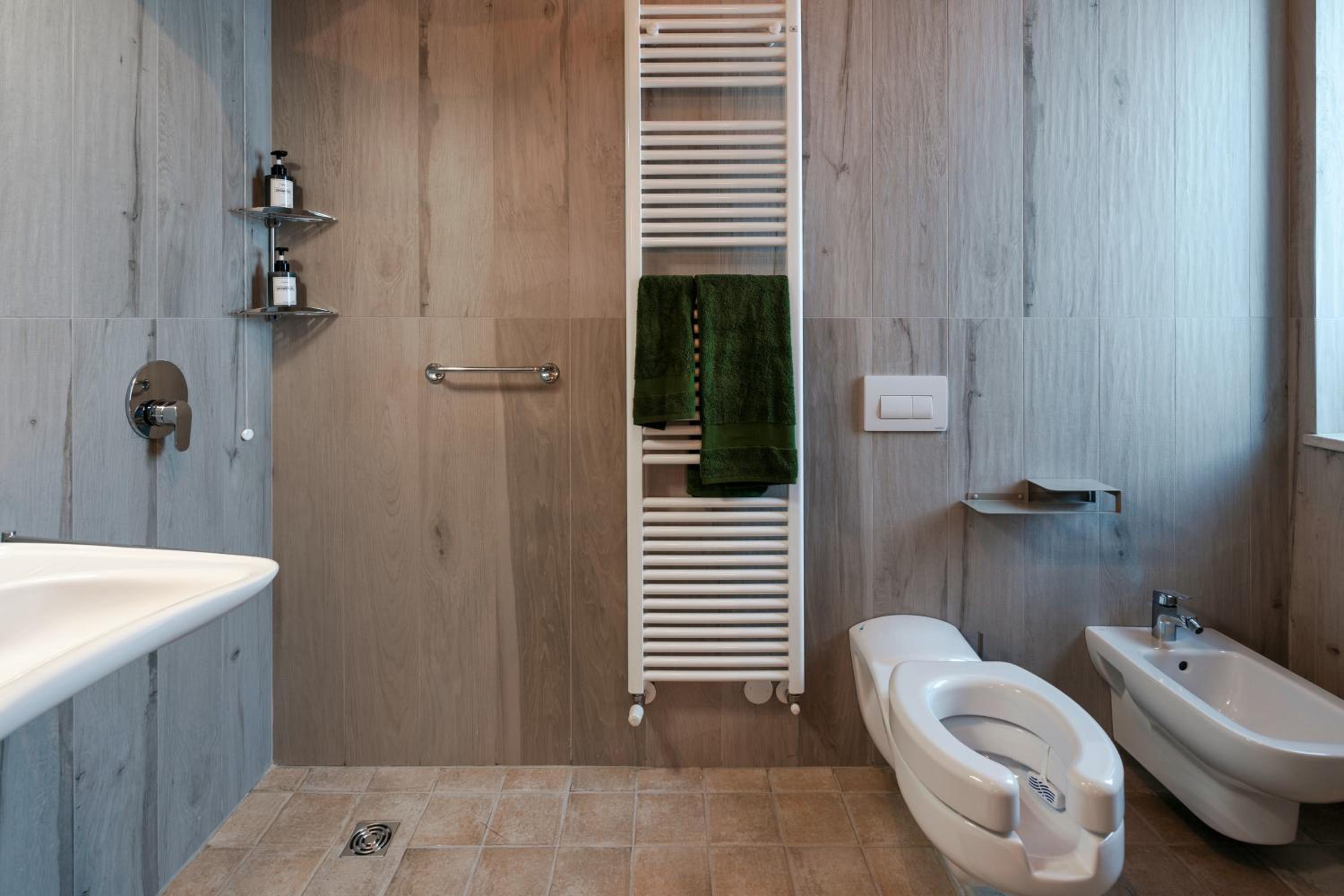 Apartment - Disability Access photo 3
