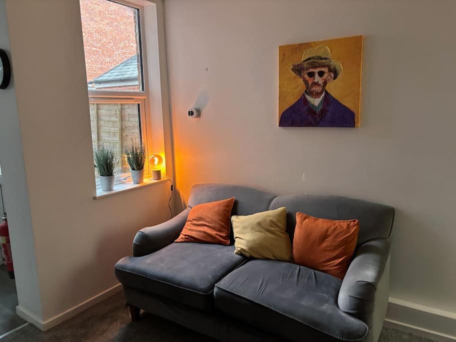 Four-Bedroom House photo 3
