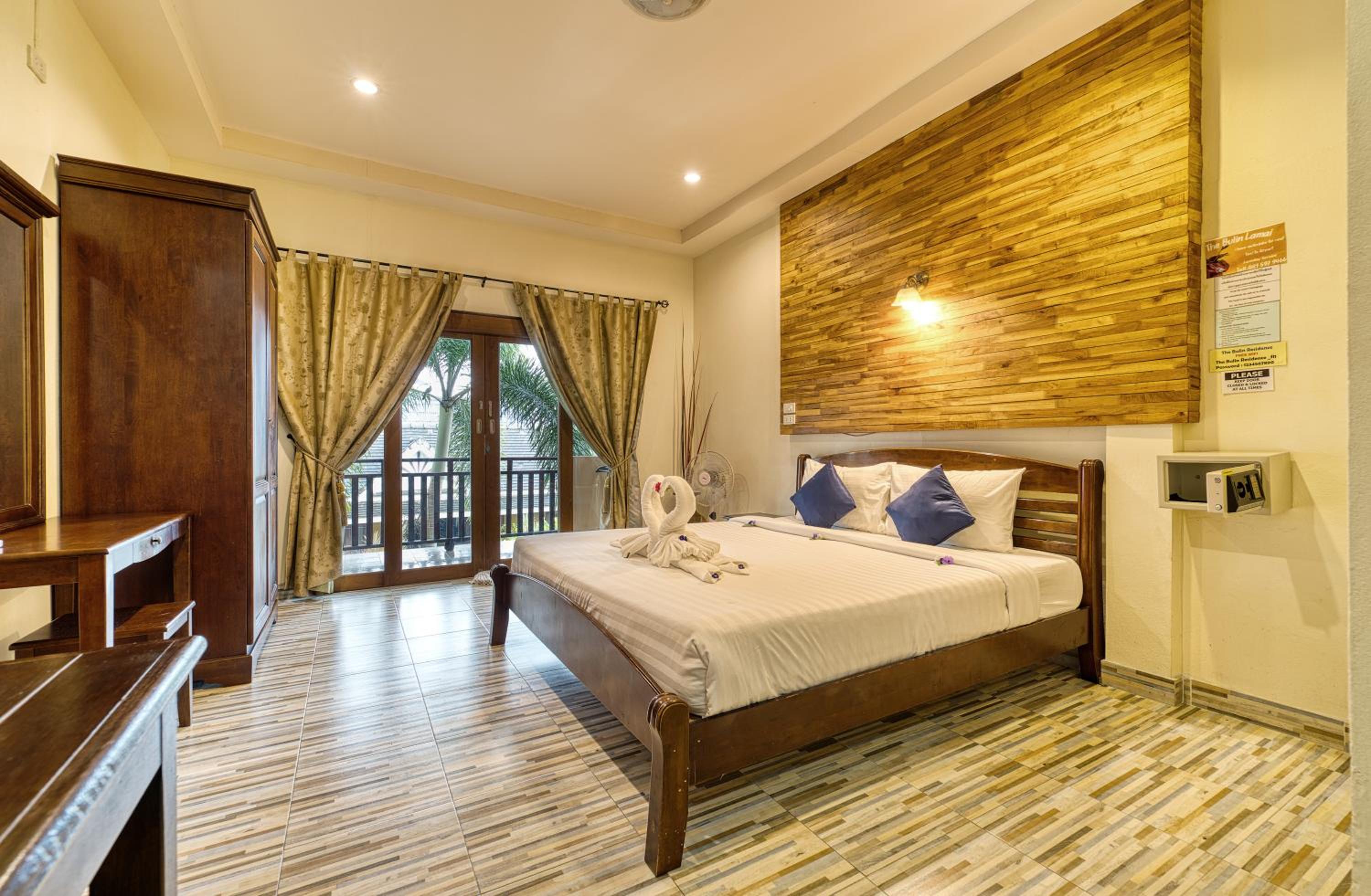 Deluxe Apartment with Balcony photo 1
