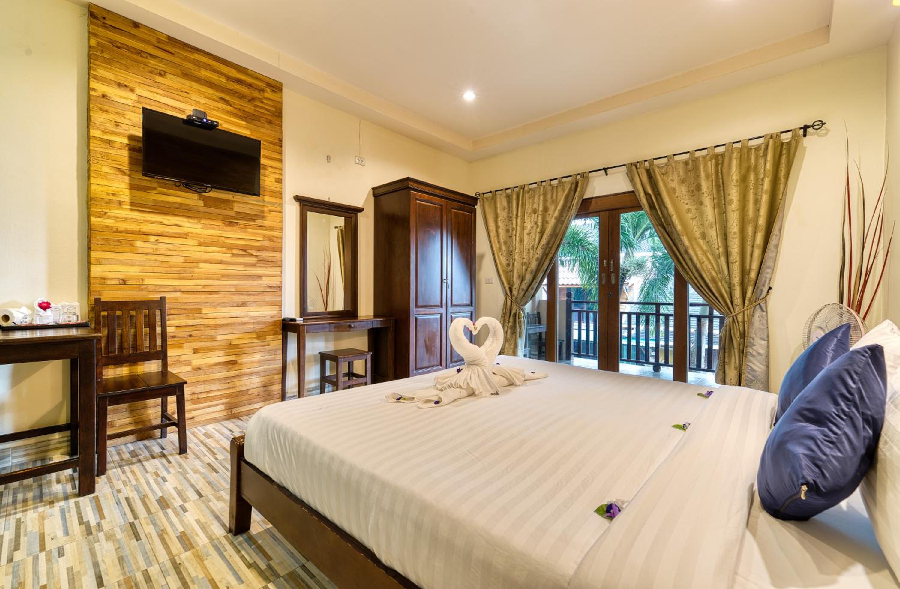 Deluxe Apartment with Balcony photo 3