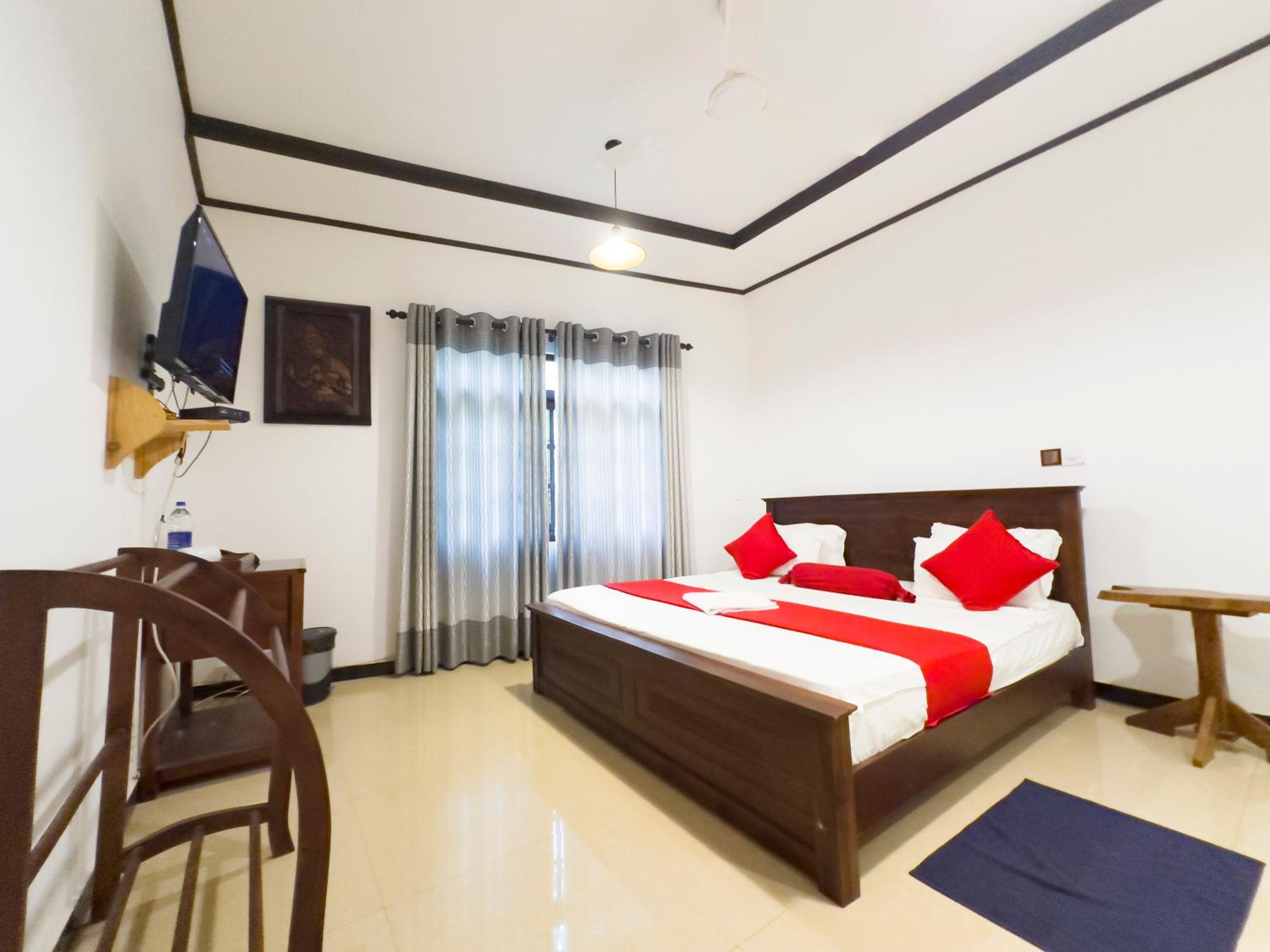 Deluxe Double Room photo 2