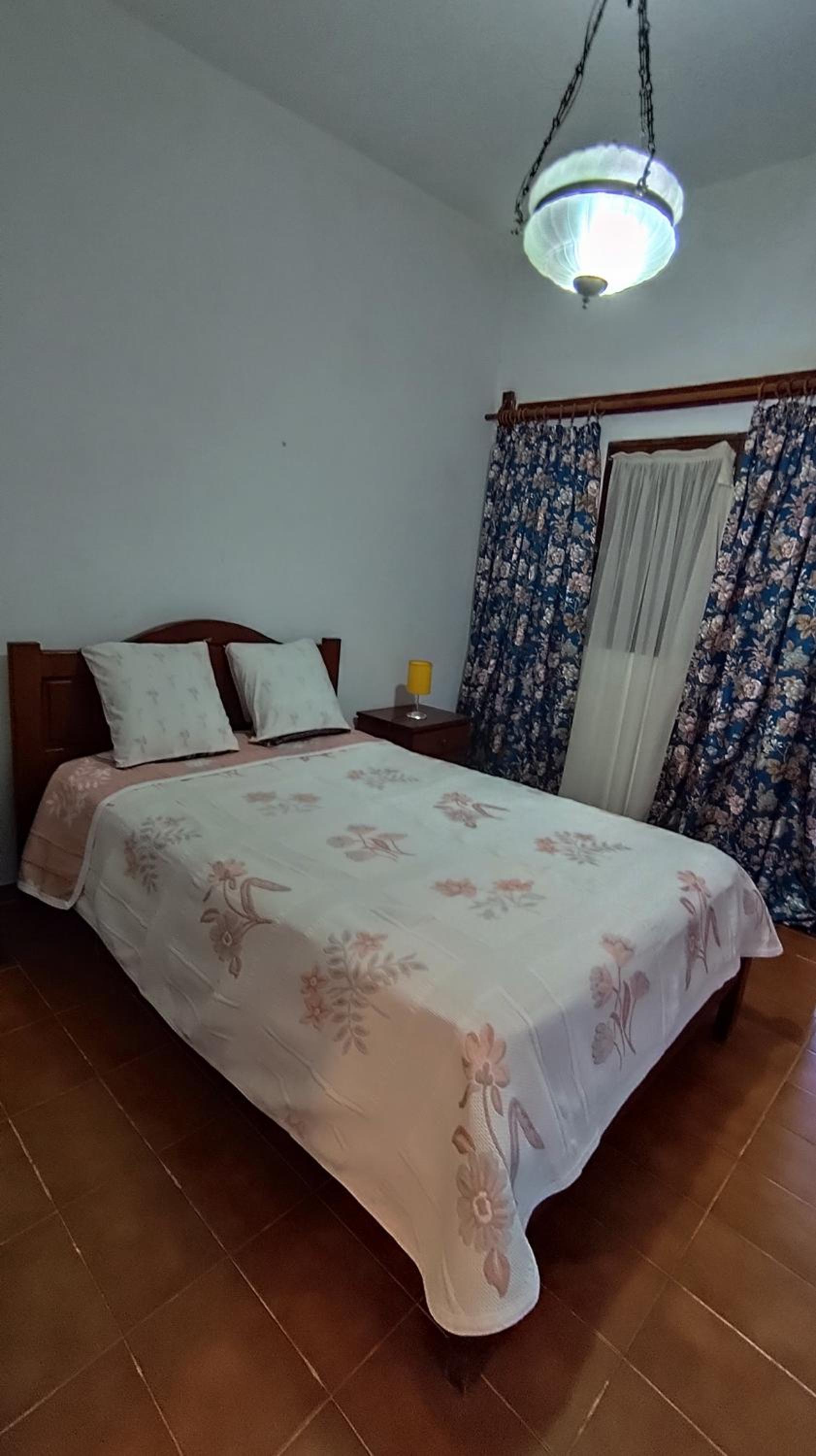 One-Bedroom House photo 2