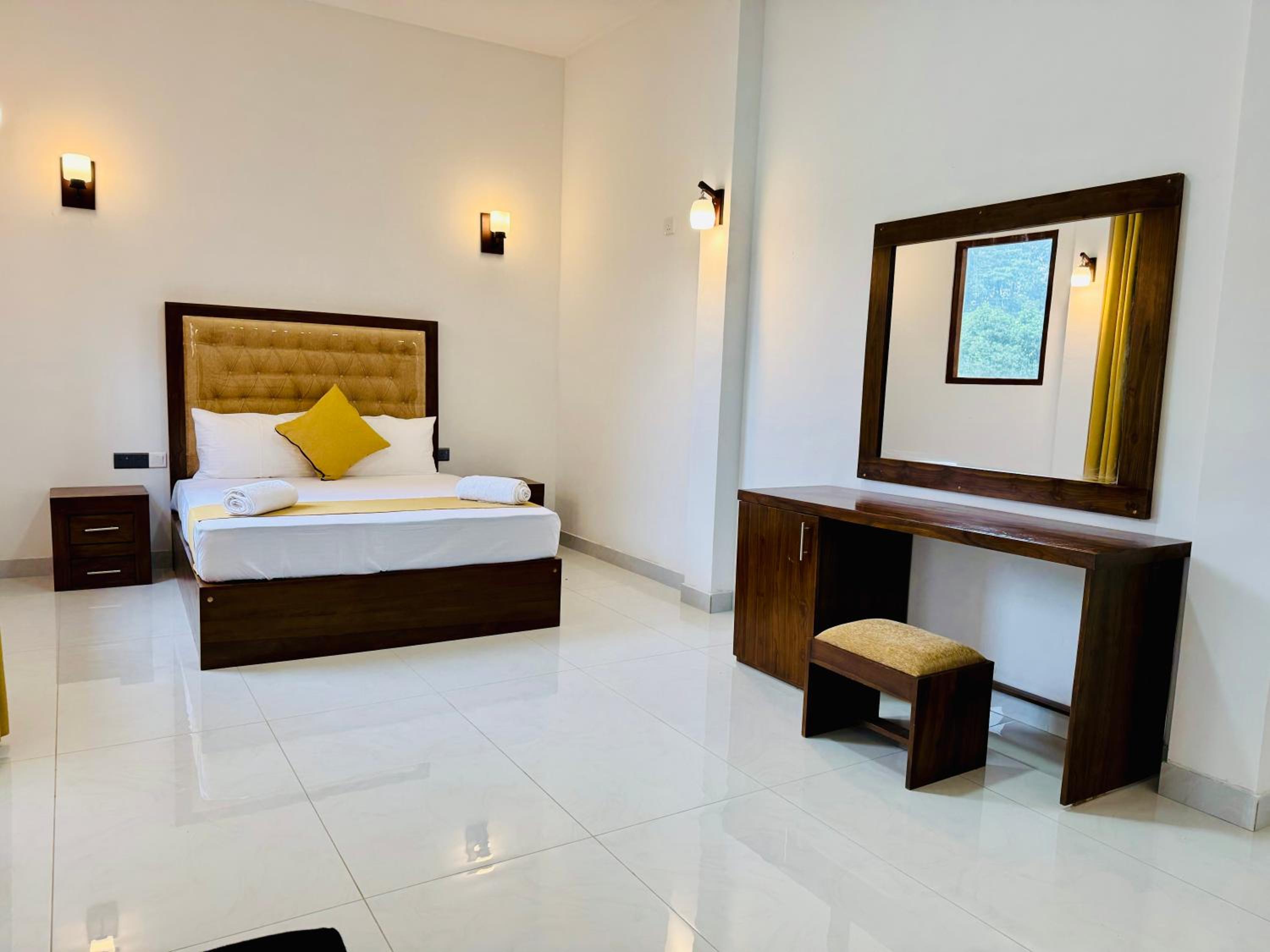 Deluxe Double Room with Balcony