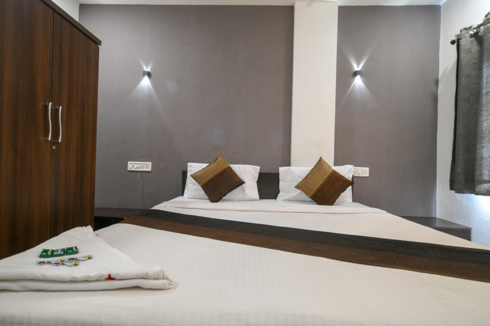 Deluxe Triple Room With Sea View