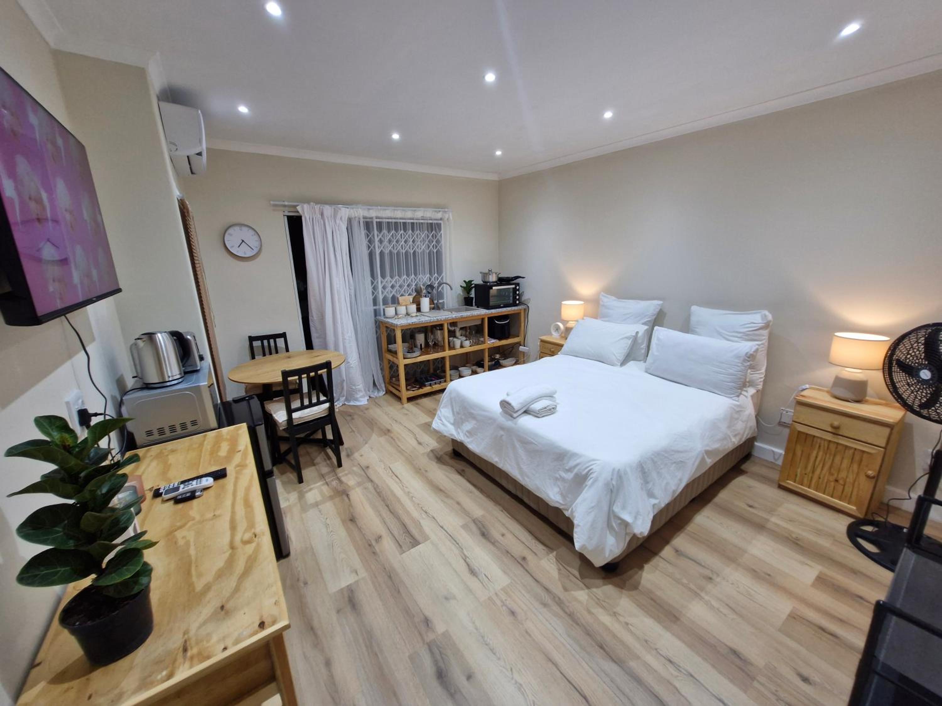 Double or Twin Room photo 2
