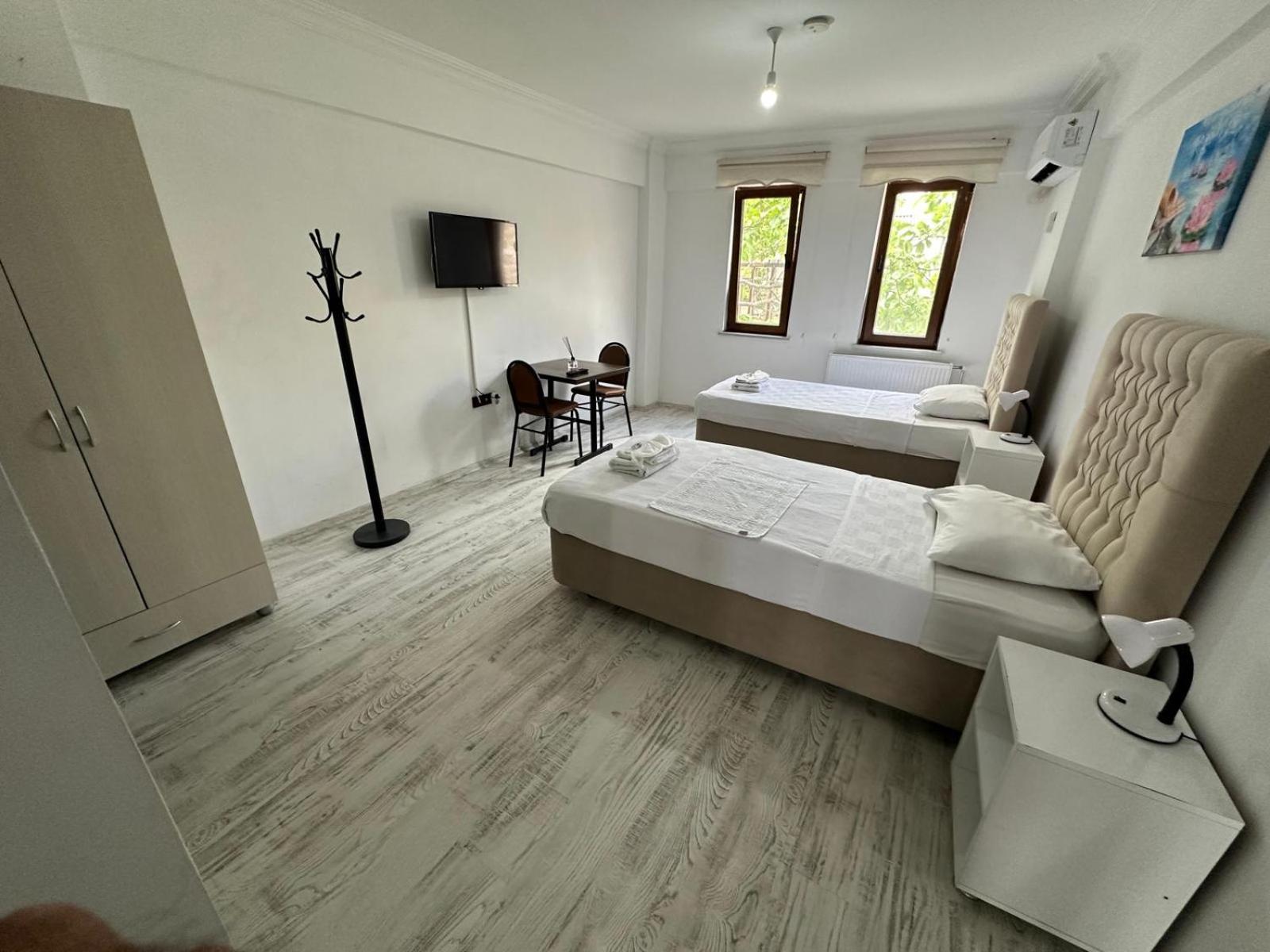 Quadruple Room With Private Bathroom