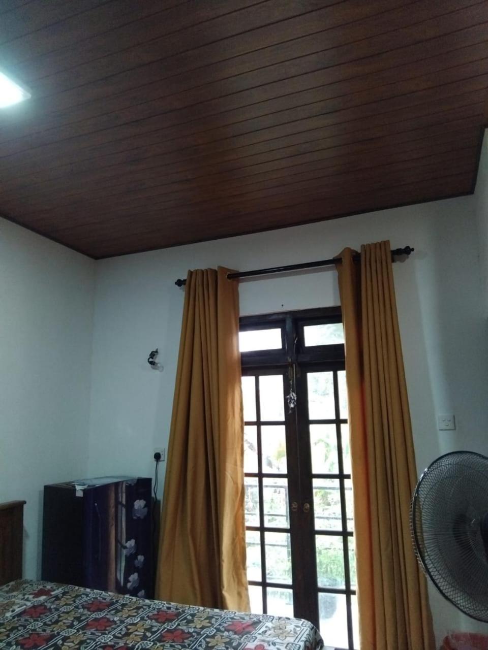 One-Bedroom House photo 1