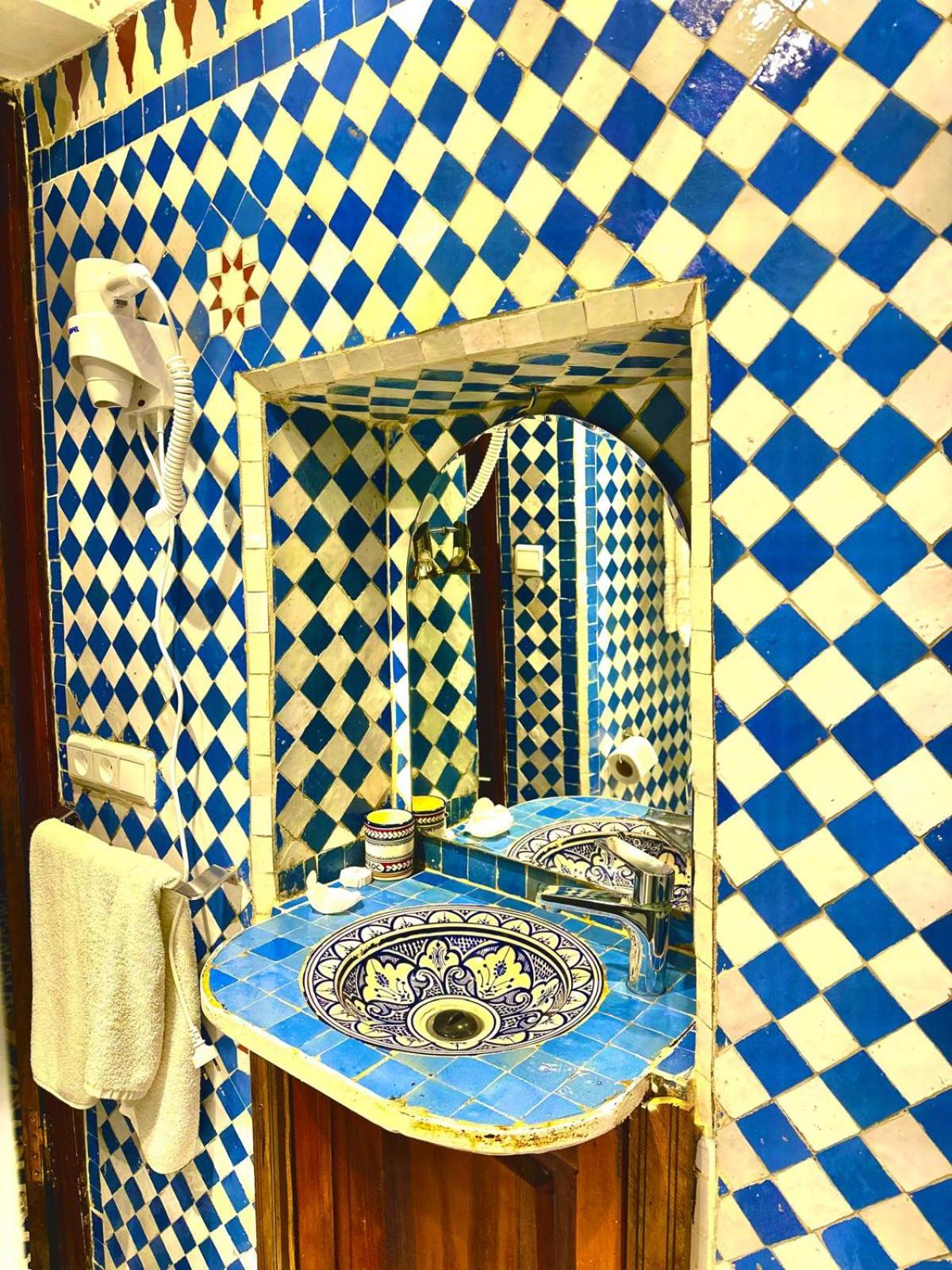 Traditional Suite - Photo 13