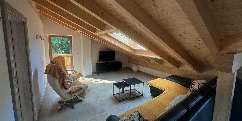 Apartment with Mountain View photo 3