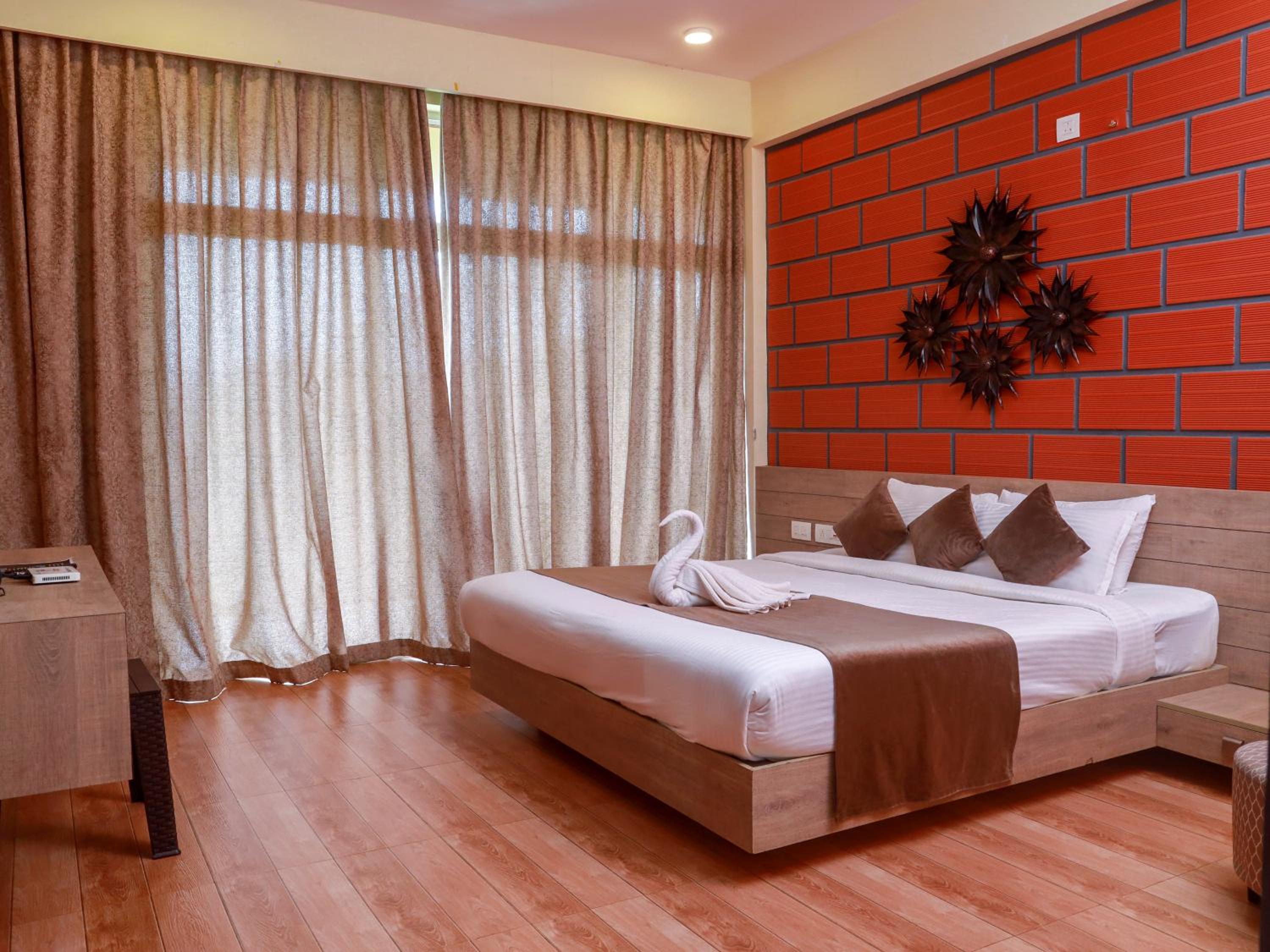 Double Room with Pool View photo 2