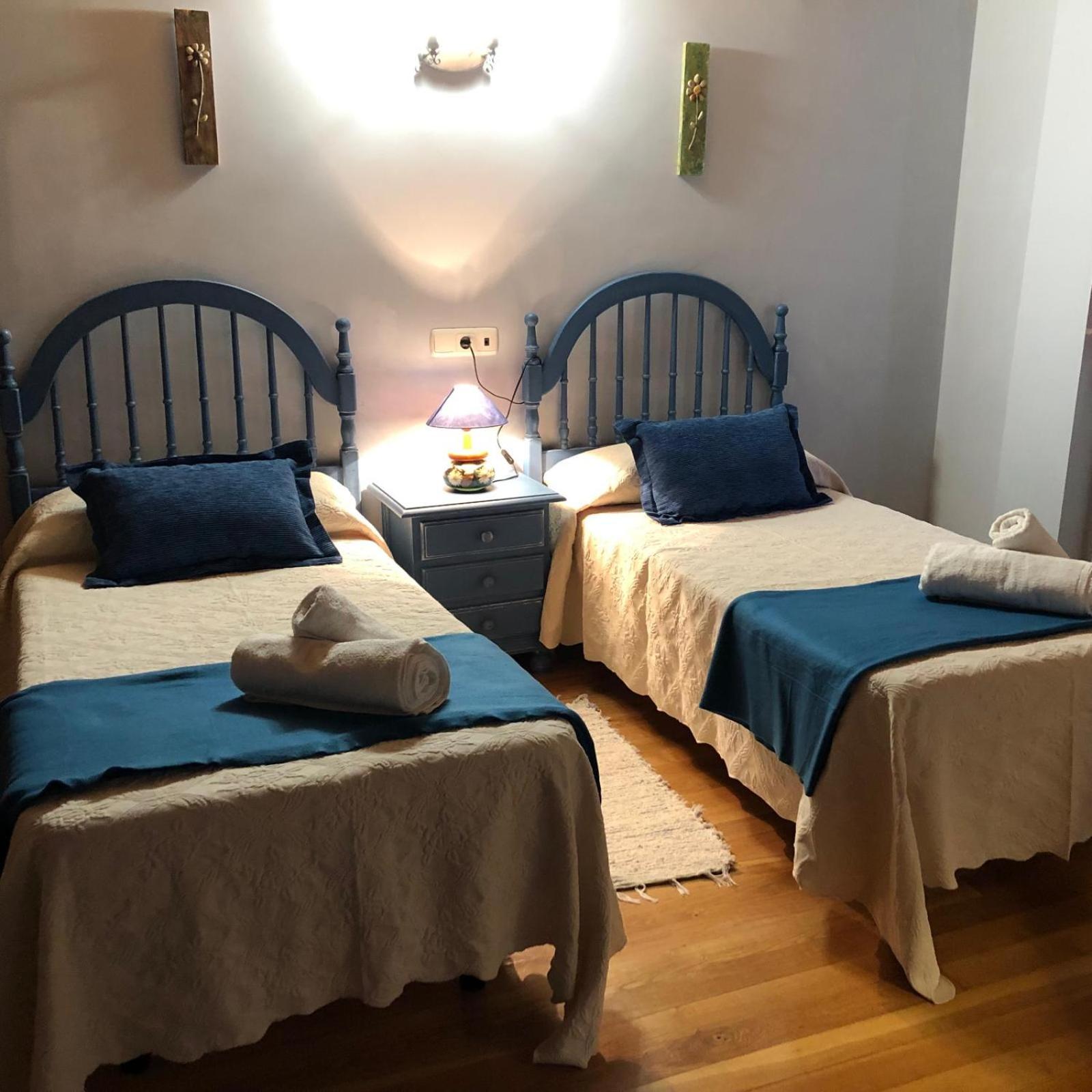 Habitación Triple con Baño Privado