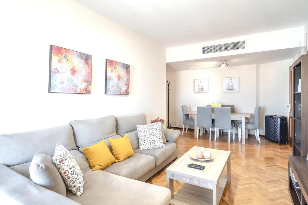 Apartamento de Tres Habitaciones
