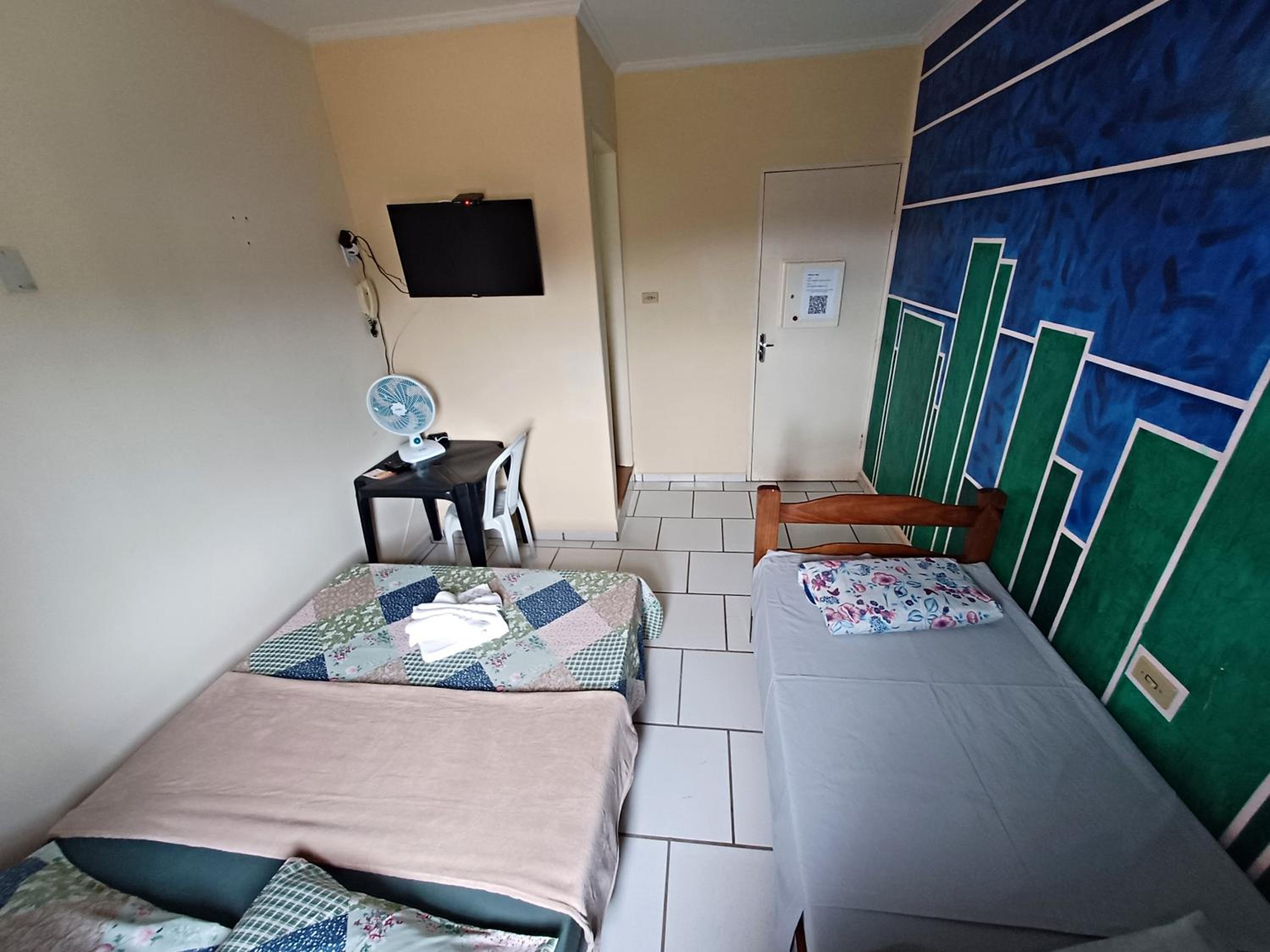 Economy Double Room photo 2
