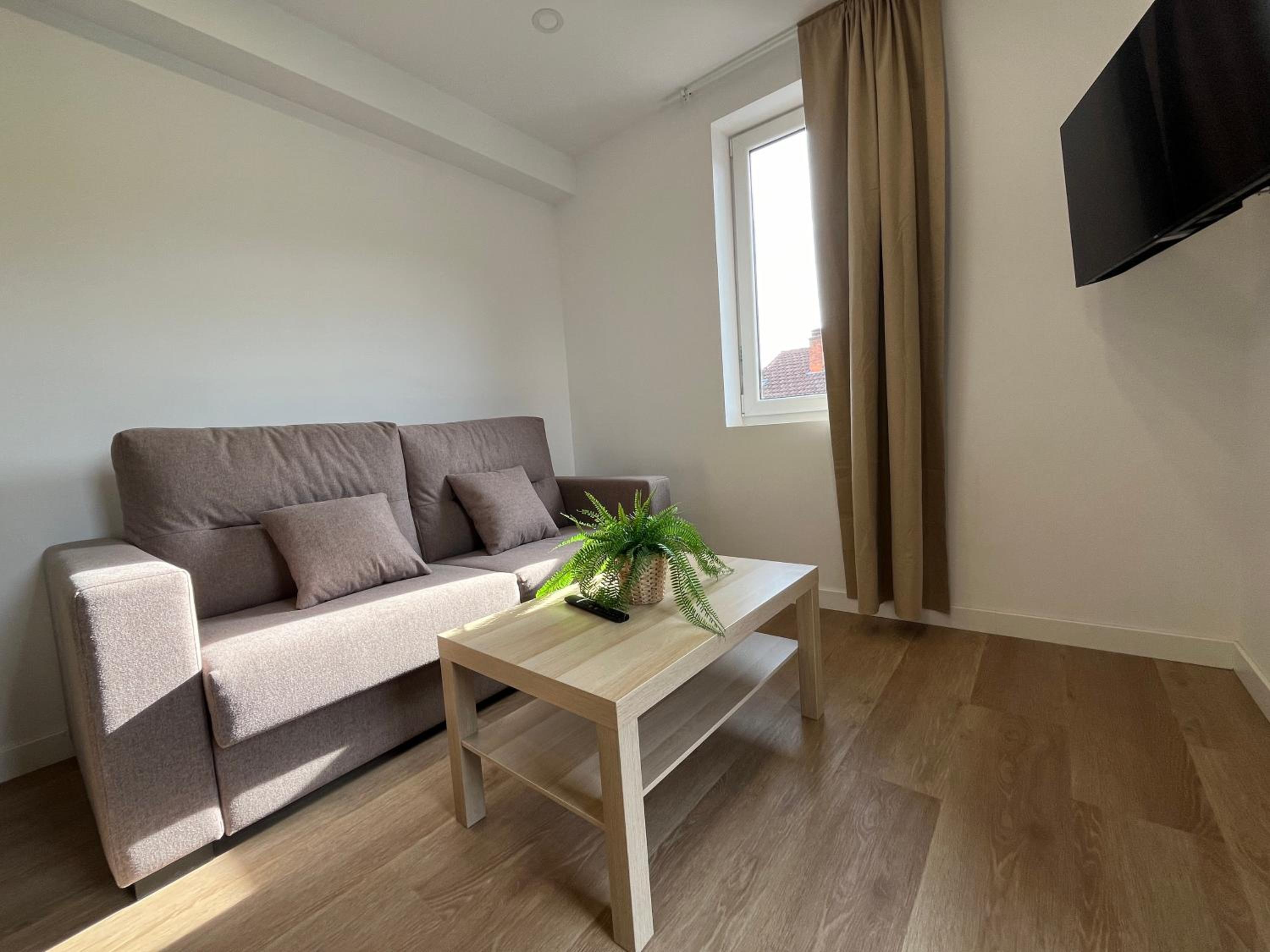 Apartamento de dos habitaciones con balcón y terraza