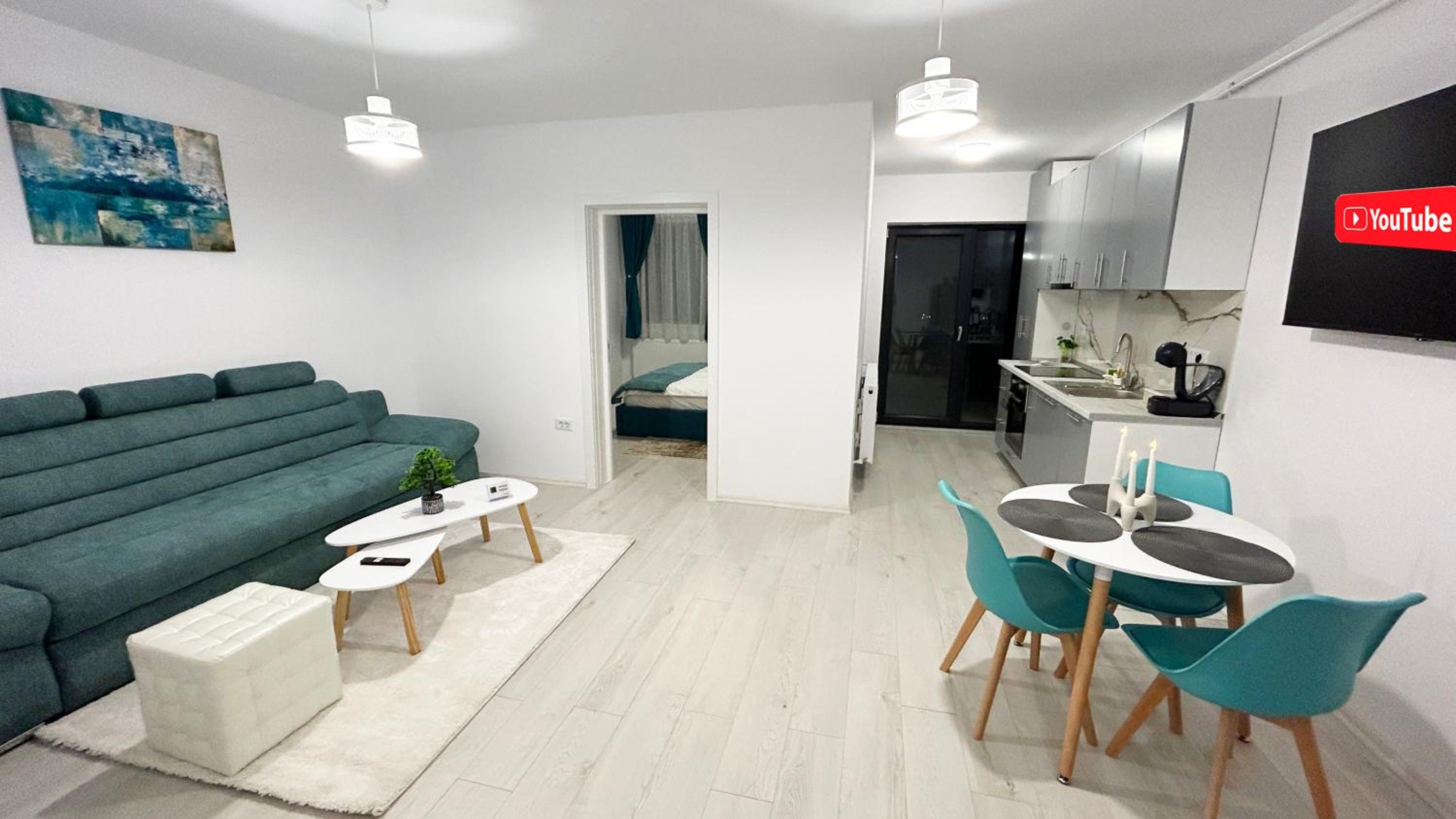 One-Bedroom Apartment photo 1