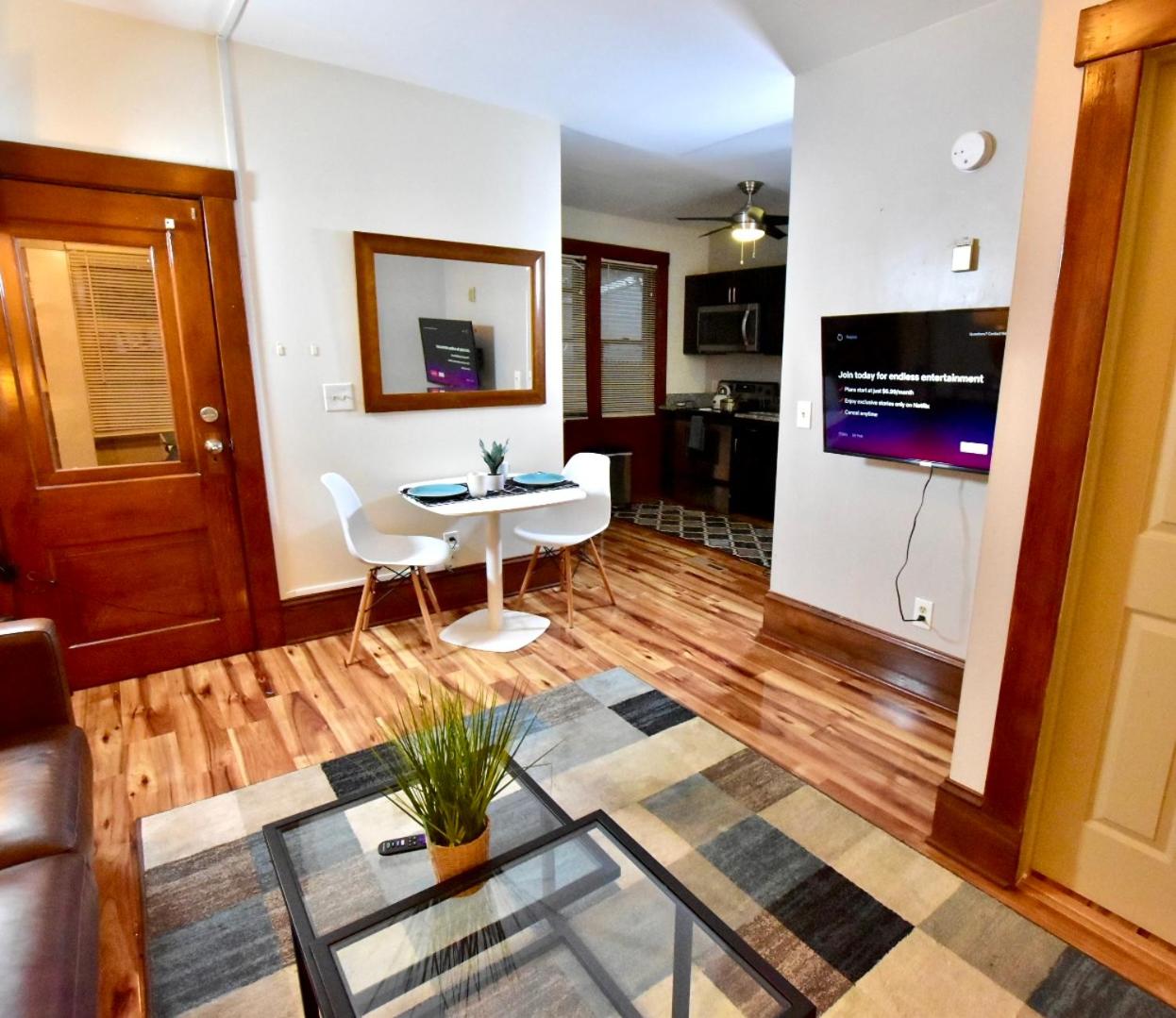 One-Bedroom Apartment