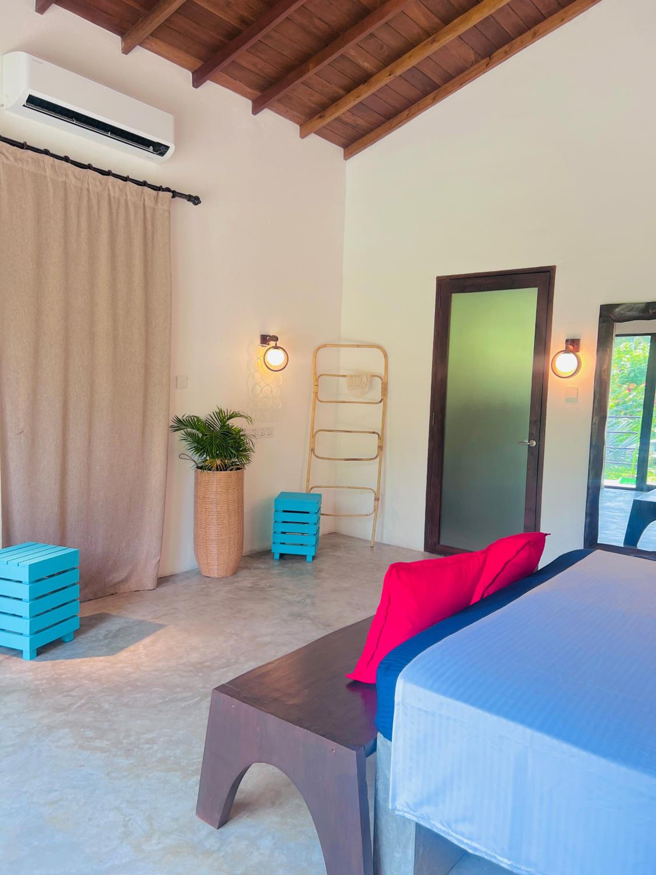 Double Room with Pool View photo 2