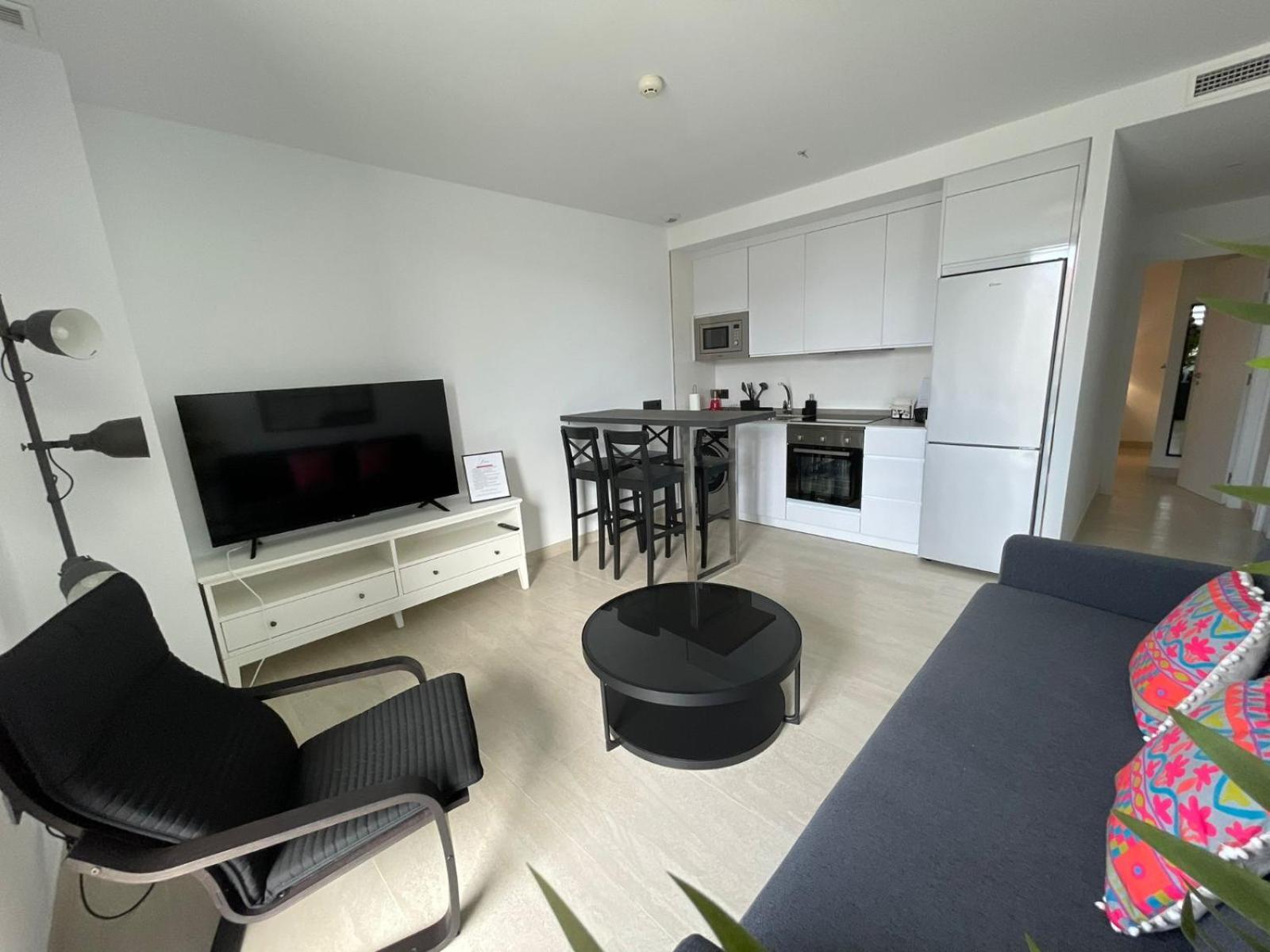 Apartamento de una habitación con vistas al mar y terraza