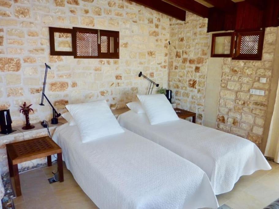 Villa photo 2