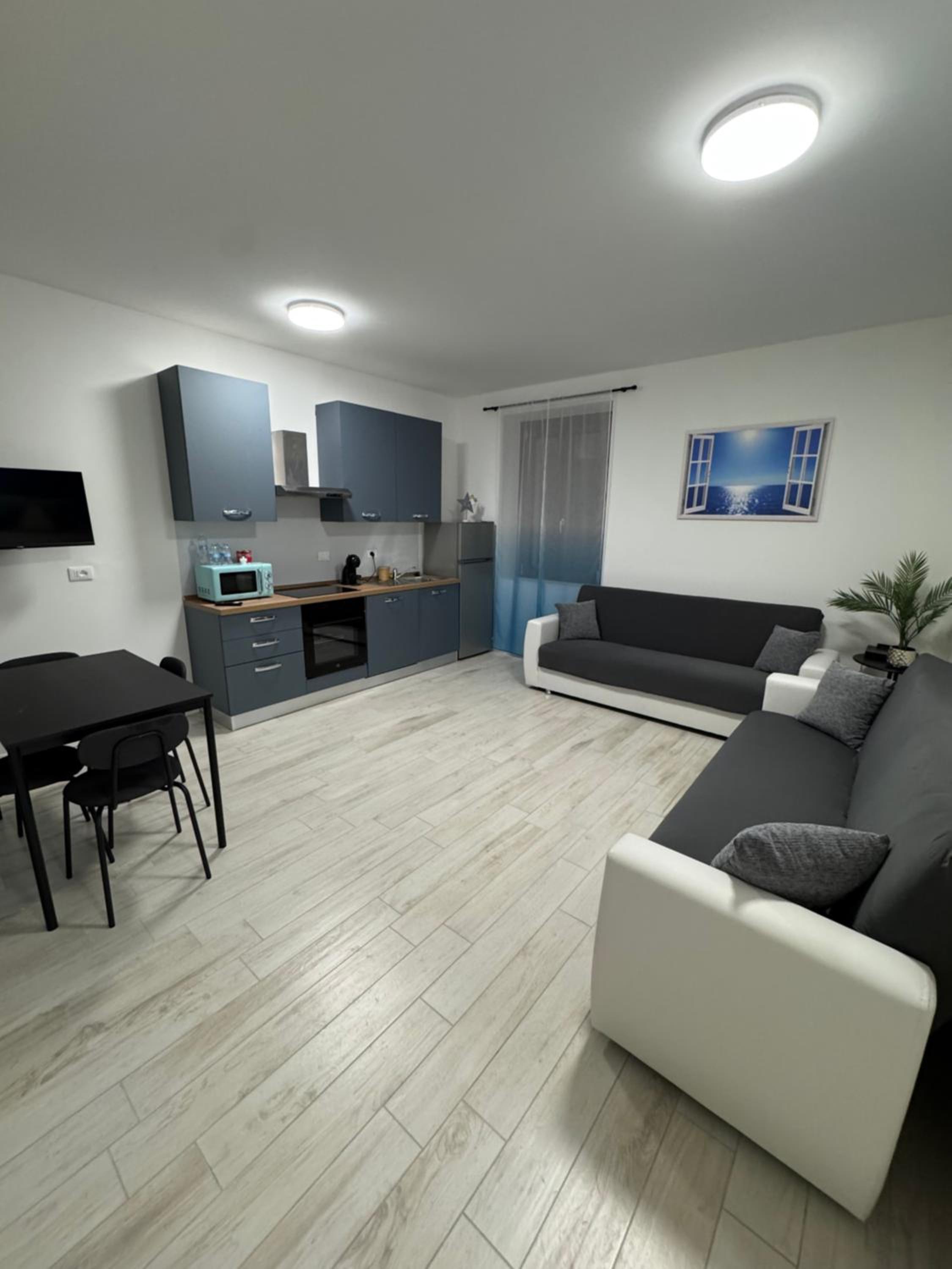 One-Bedroom Apartment