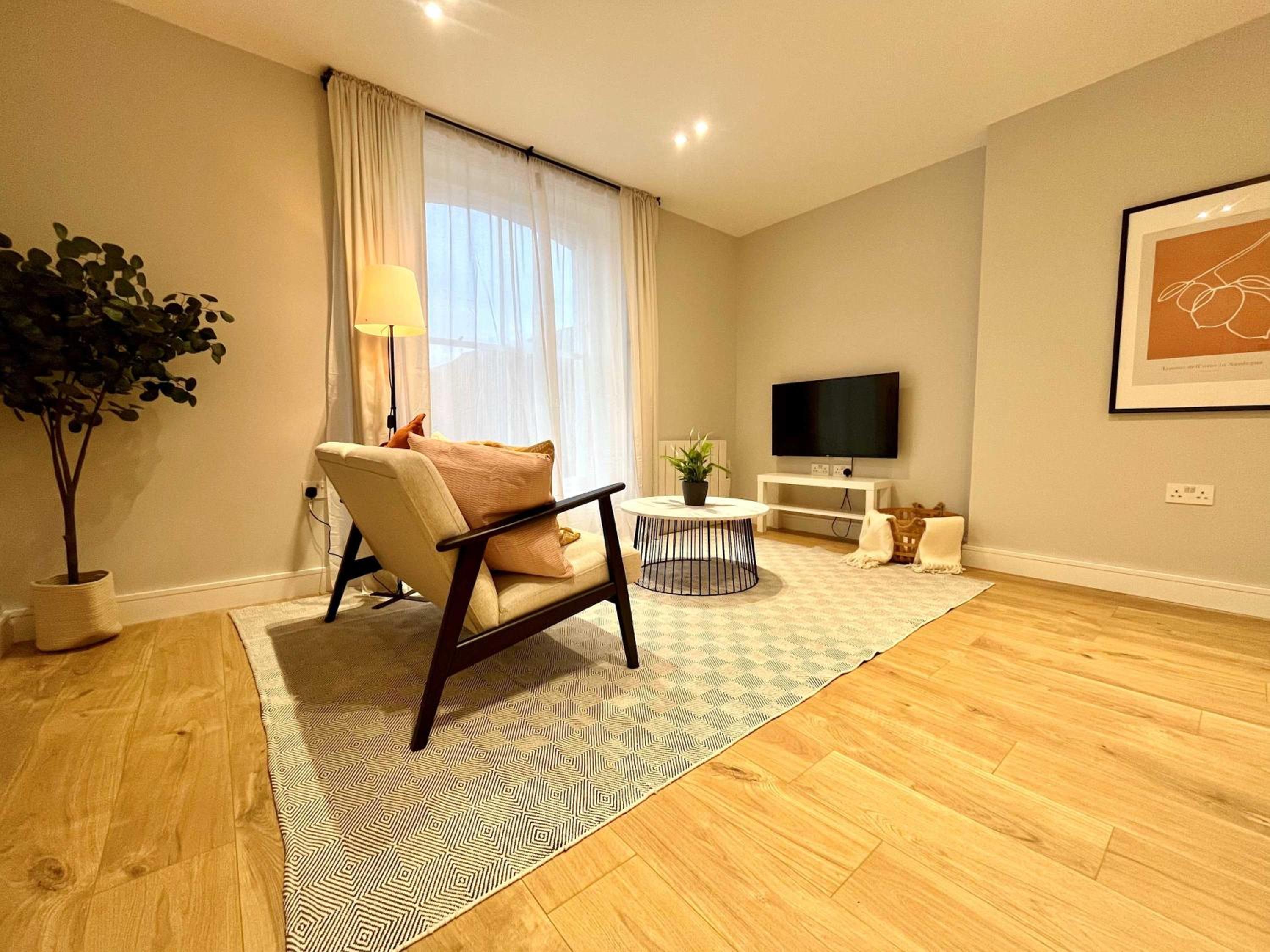 Apartment photo 1