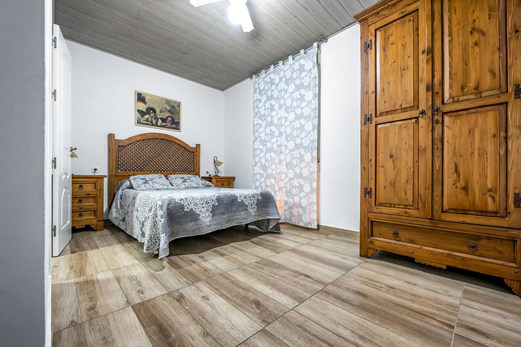 One-Bedroom Apartment - Photo 15