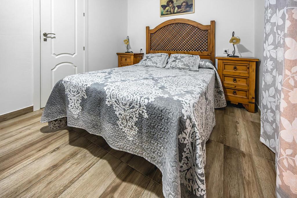 One-Bedroom Apartment - Photo 16