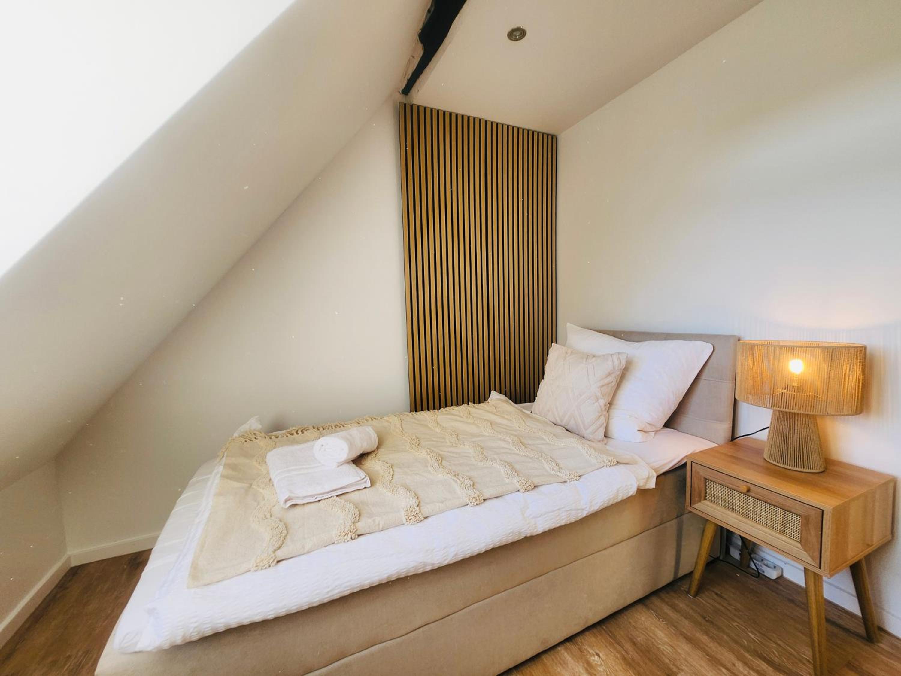 One-Bedroom Deluxe Apartment