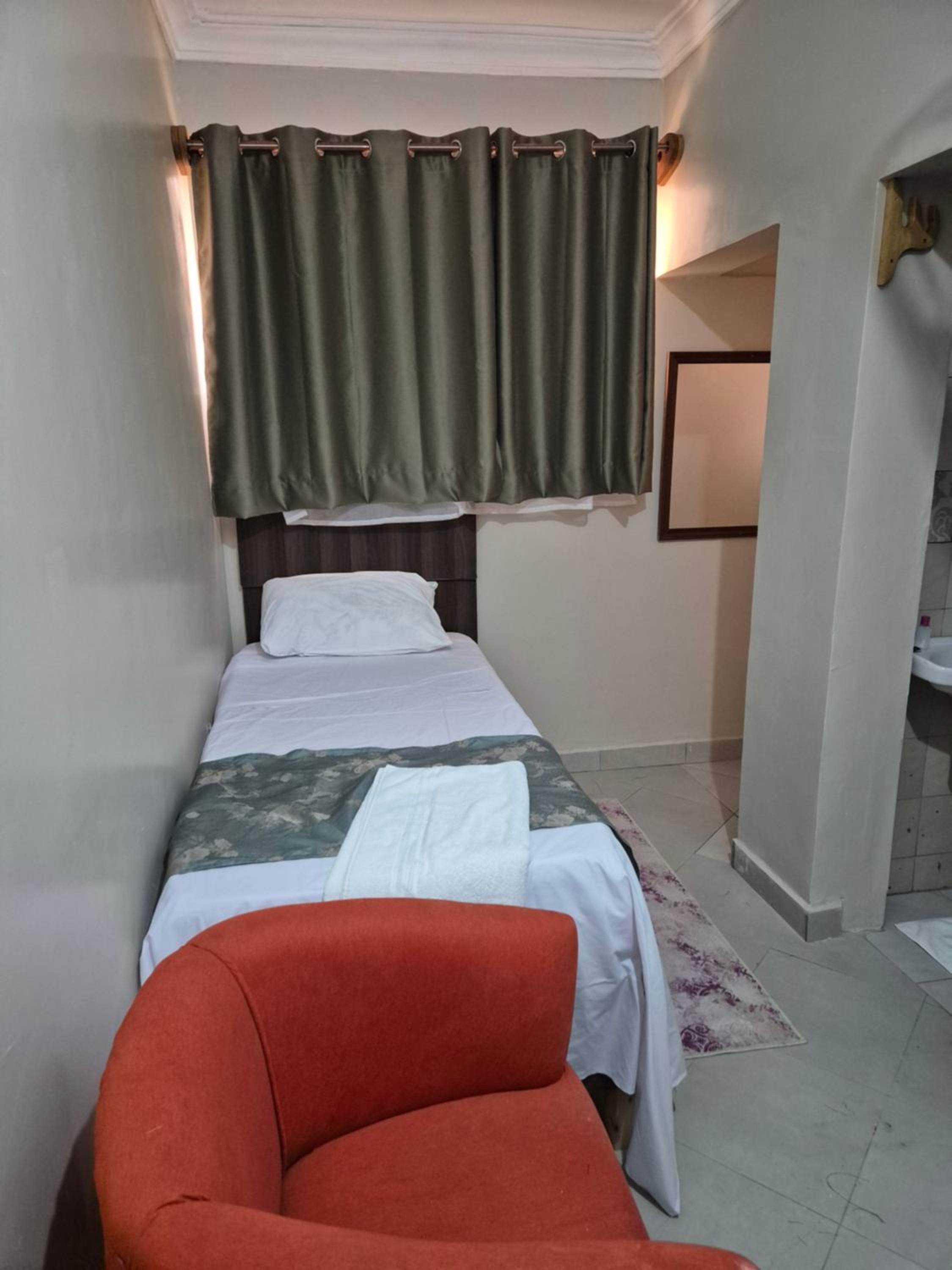 Economy Single Room