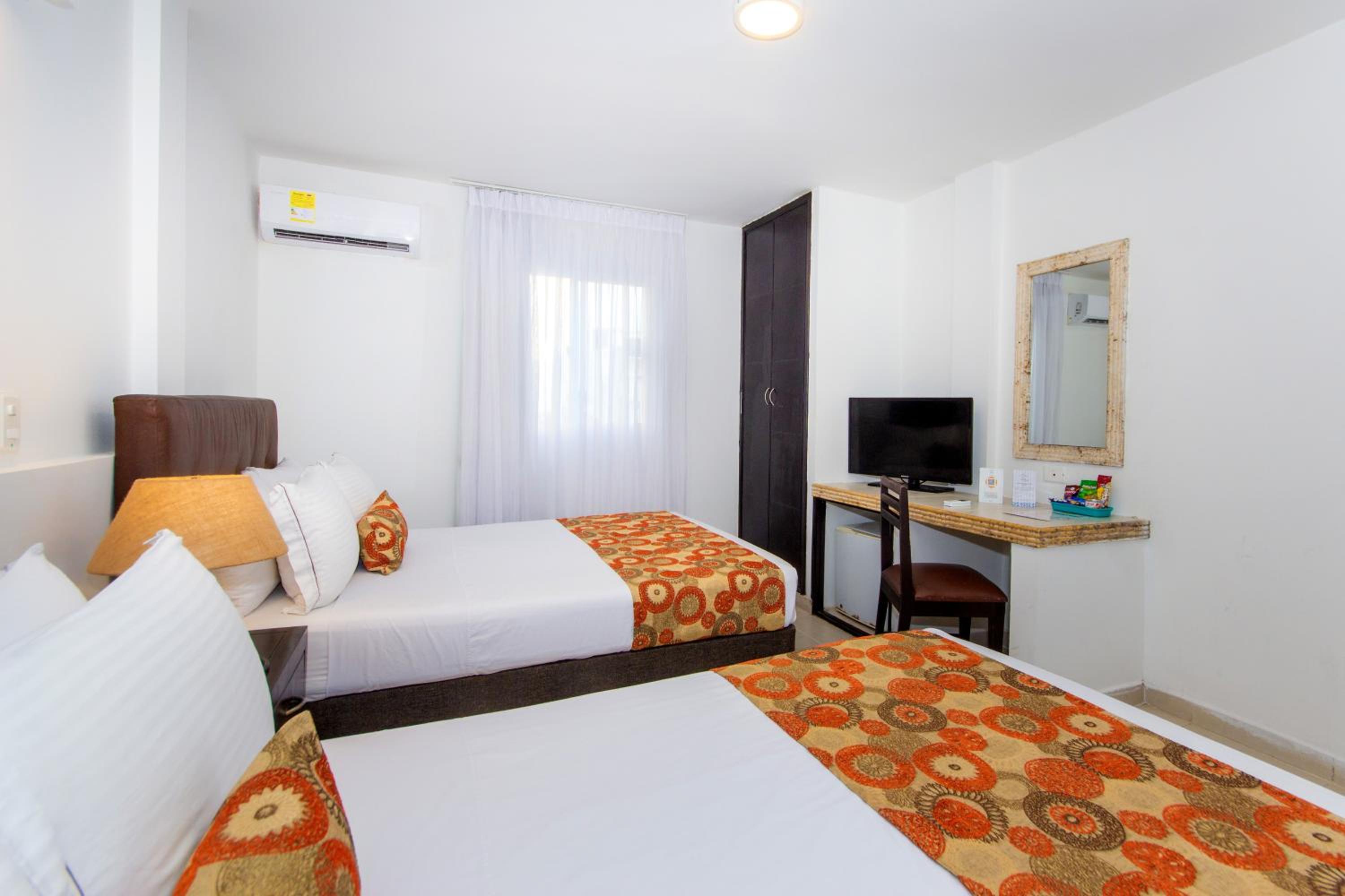 Quadruple Room - Photo 4