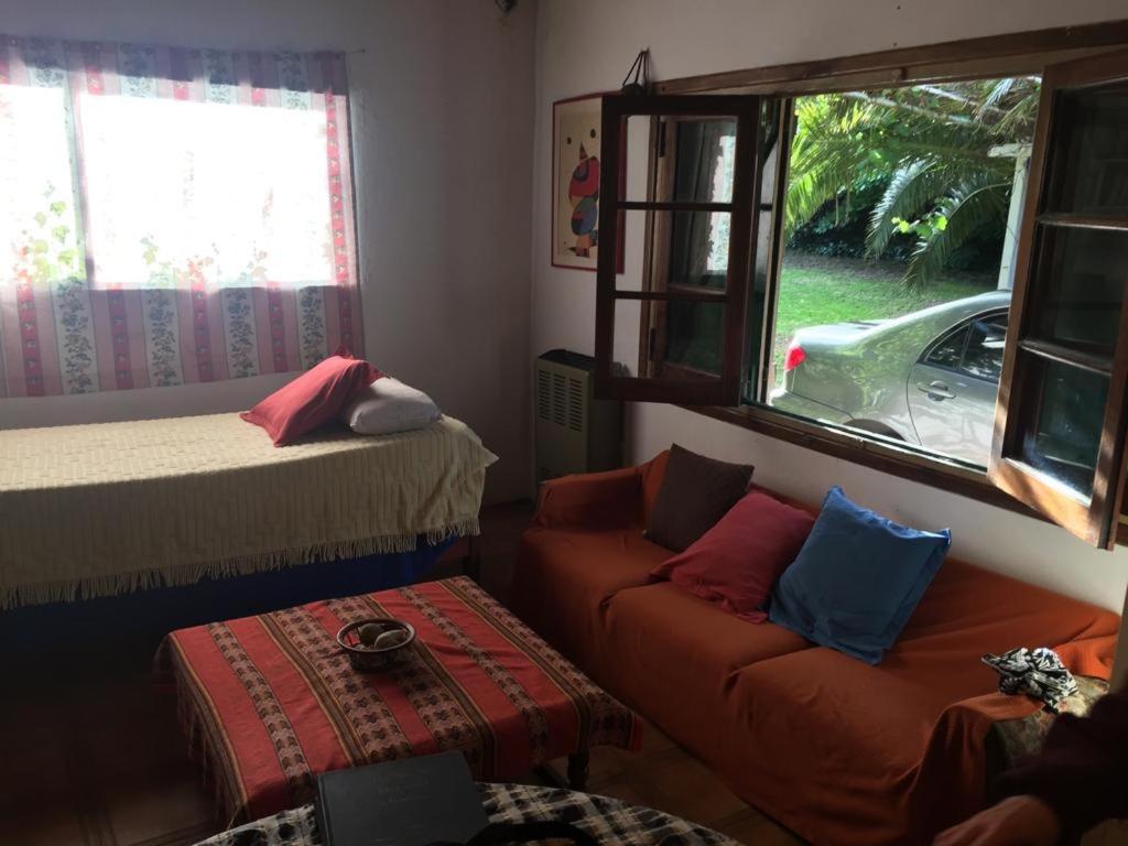 One-Bedroom House photo 1