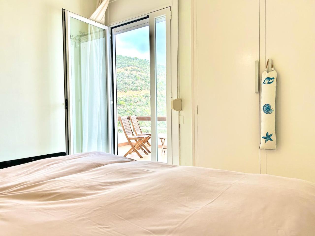 Two-Bedroom Apartment with Sea View photo 3