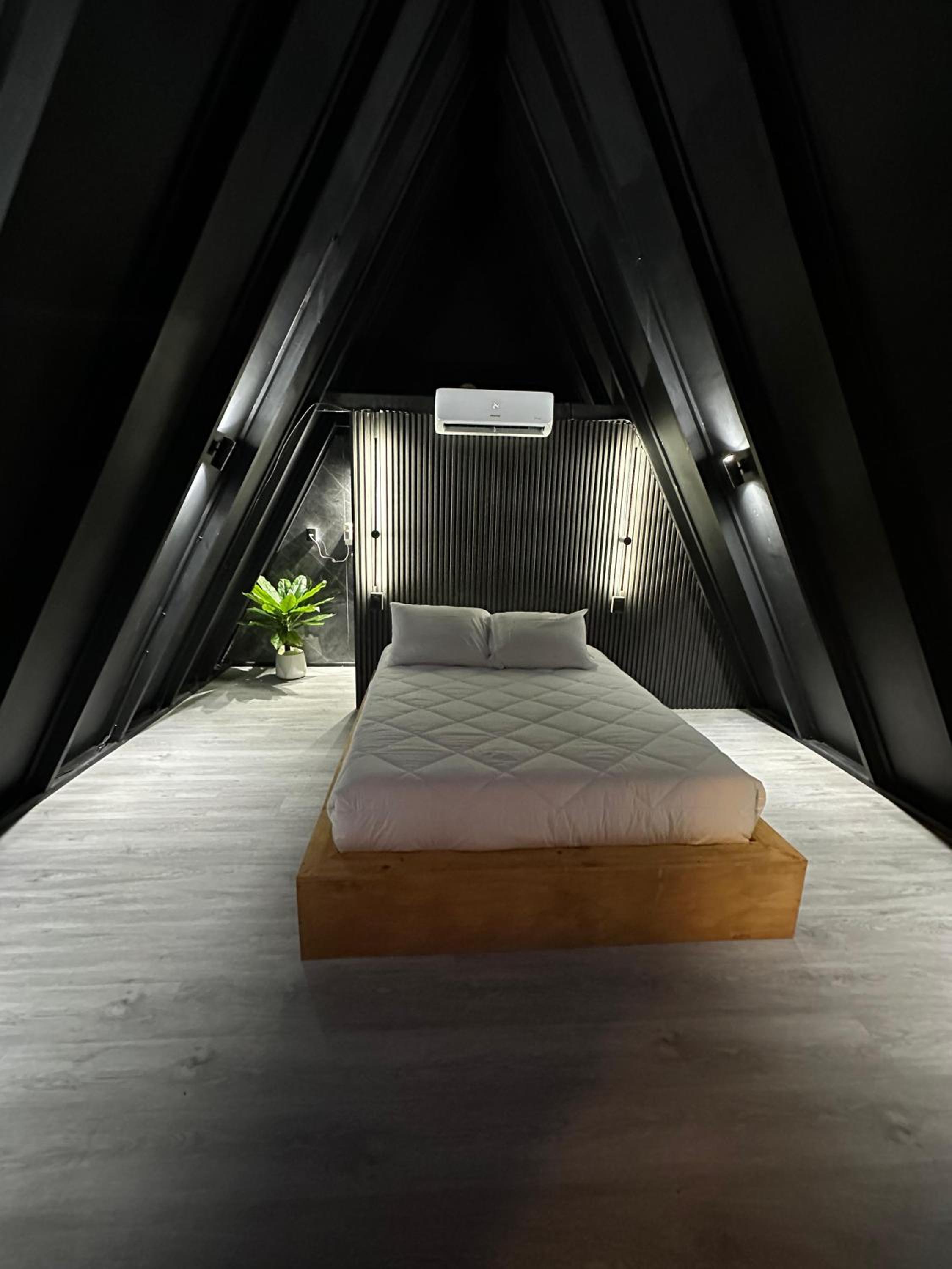 Deluxe Twin Room photo 3