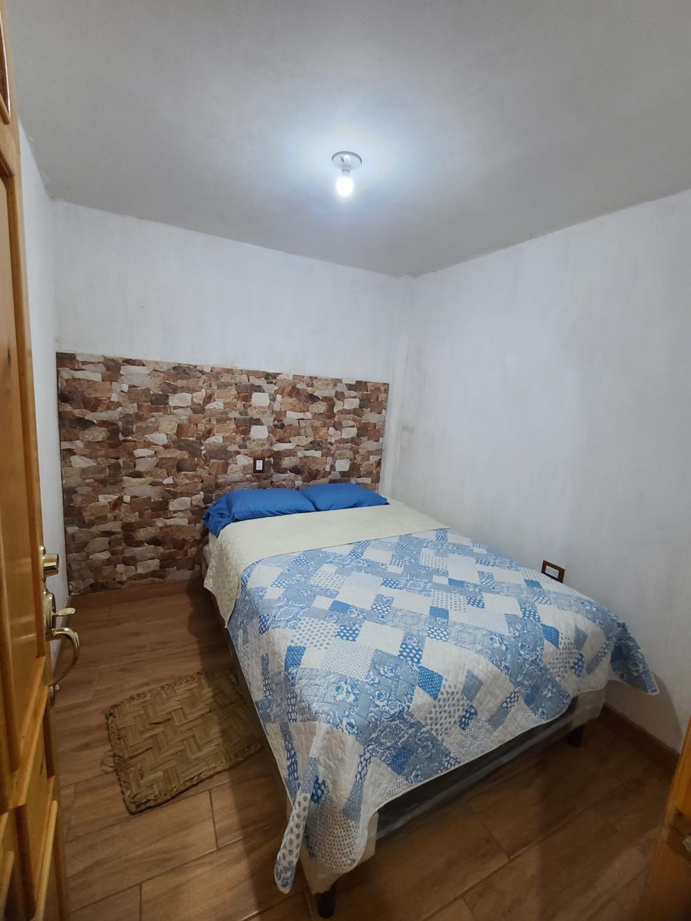 Small Double Room photo 1