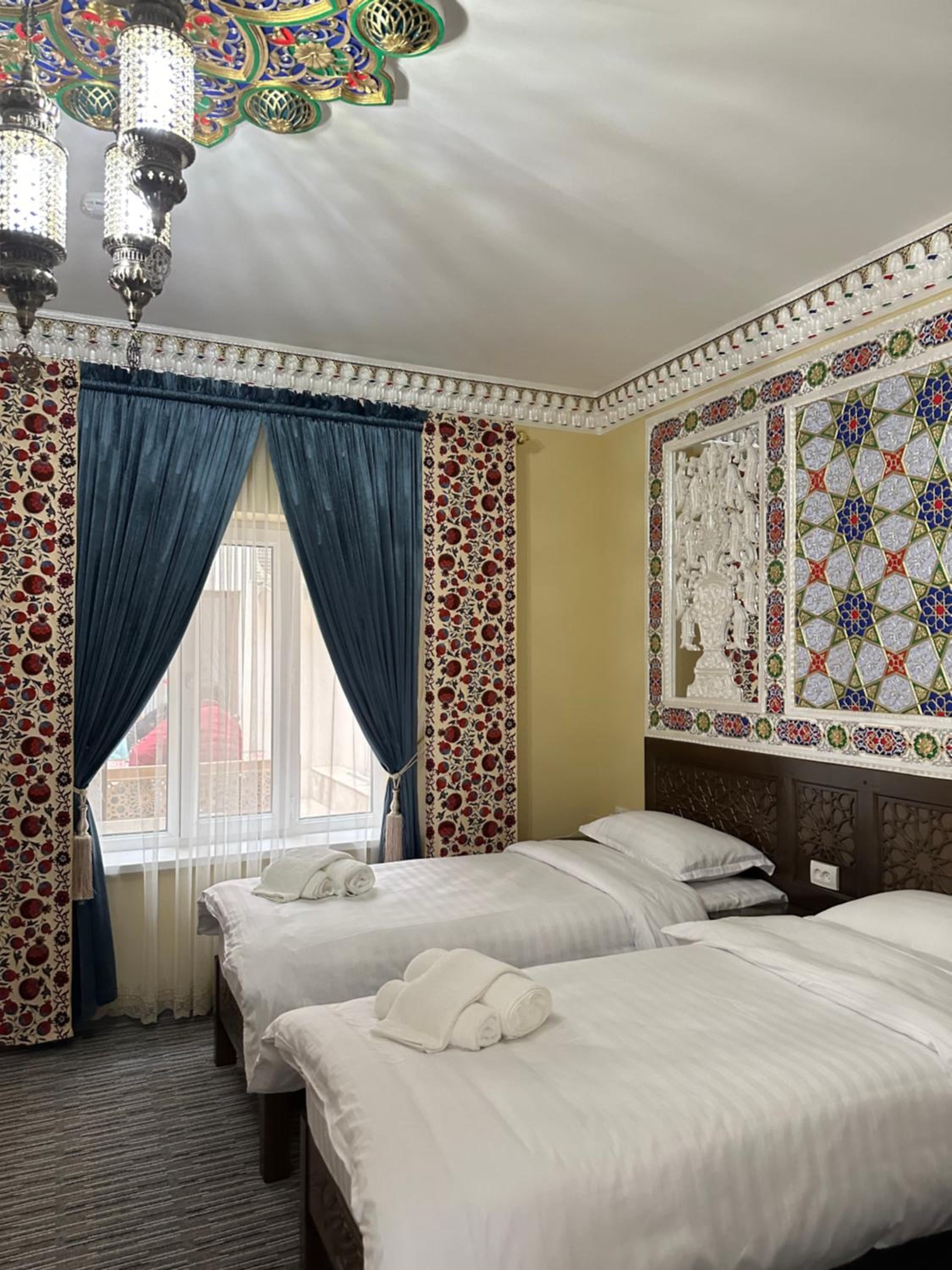 Large Double or Twin Room photo 1