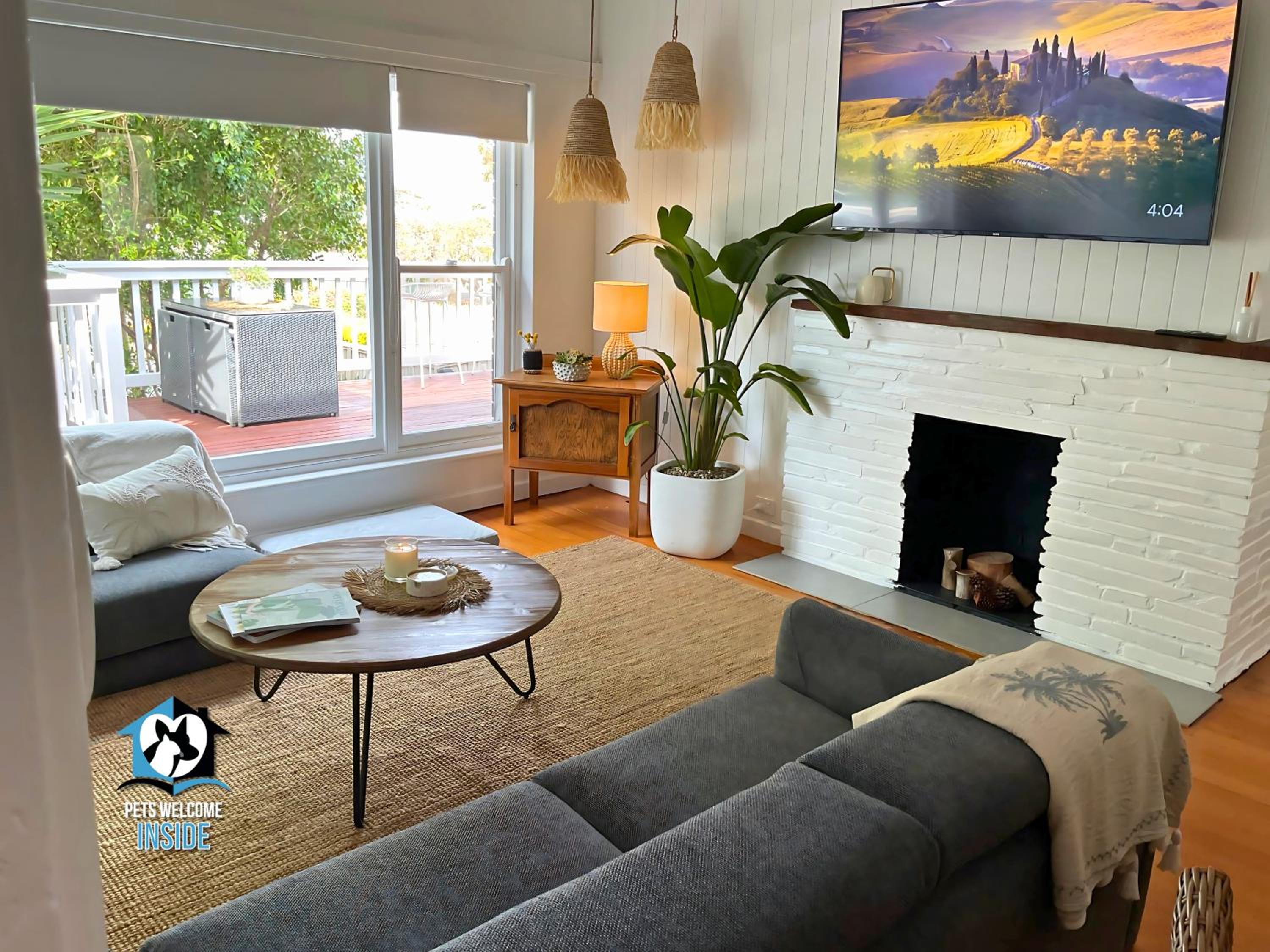 Three-Bedroom House photo 1