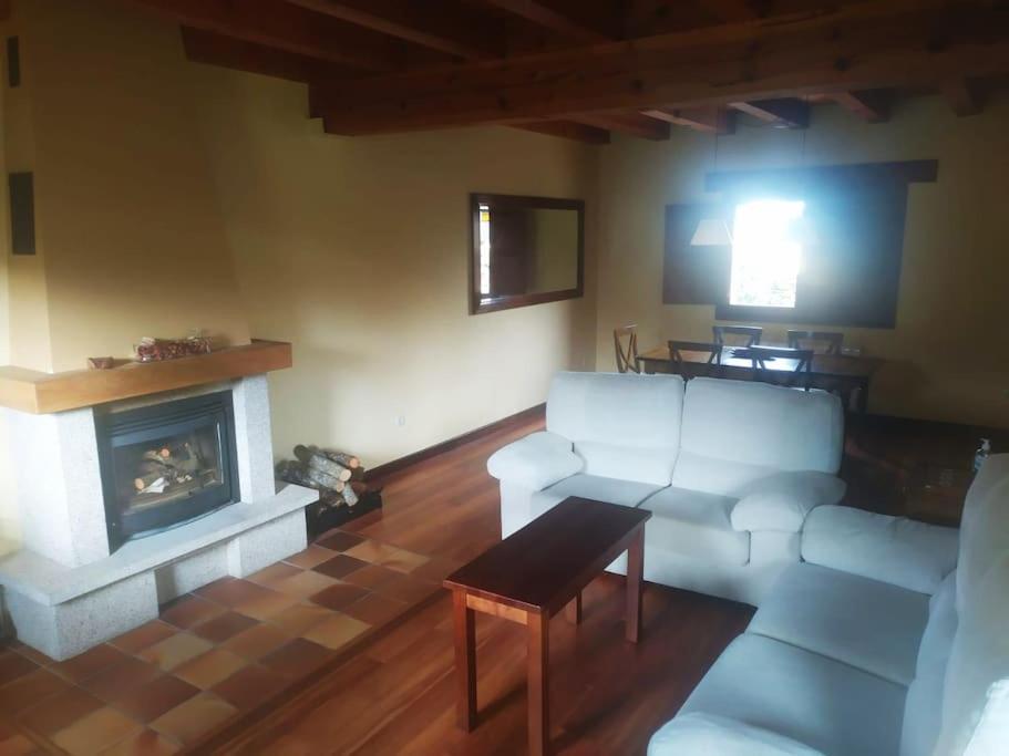 Casa de cuatro habitaciones