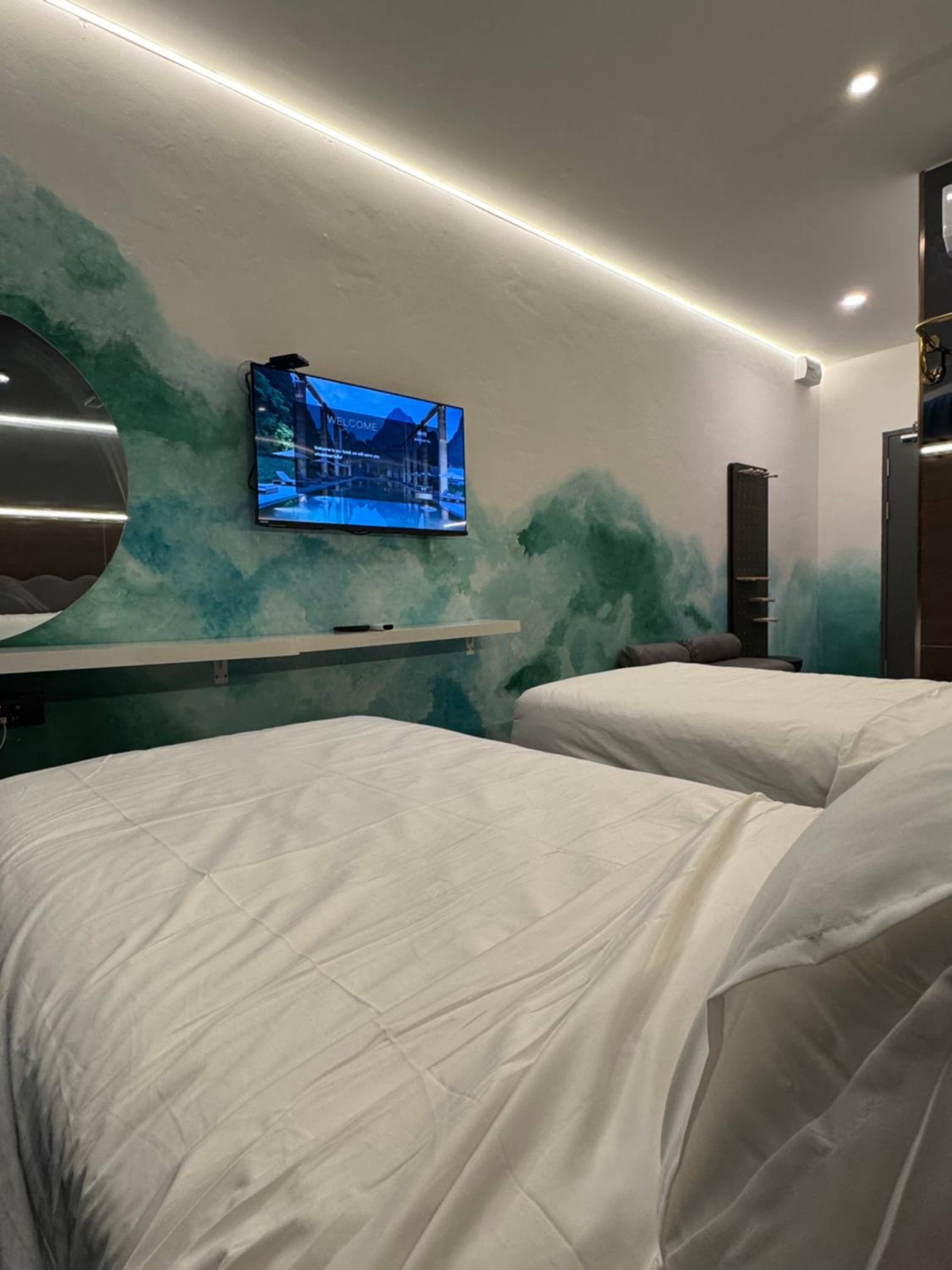 Twin Room with City View