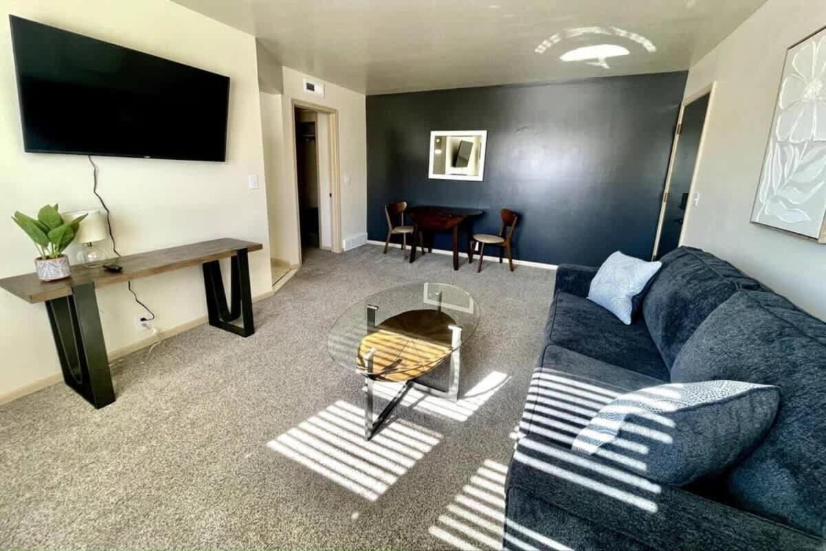 Apartment photo 1