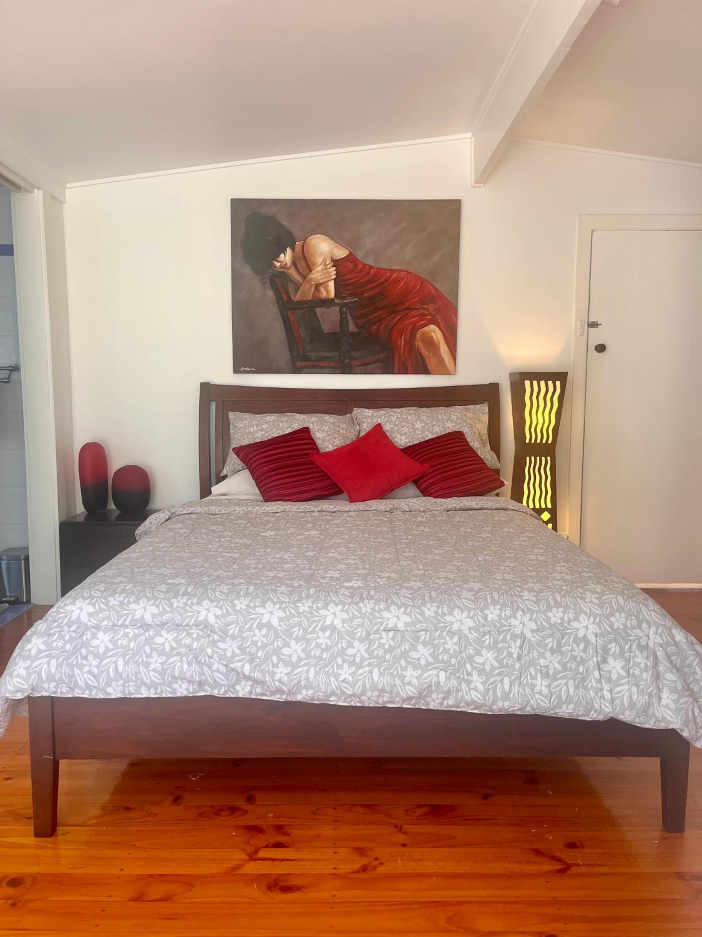 Three-Bedroom House photo 1