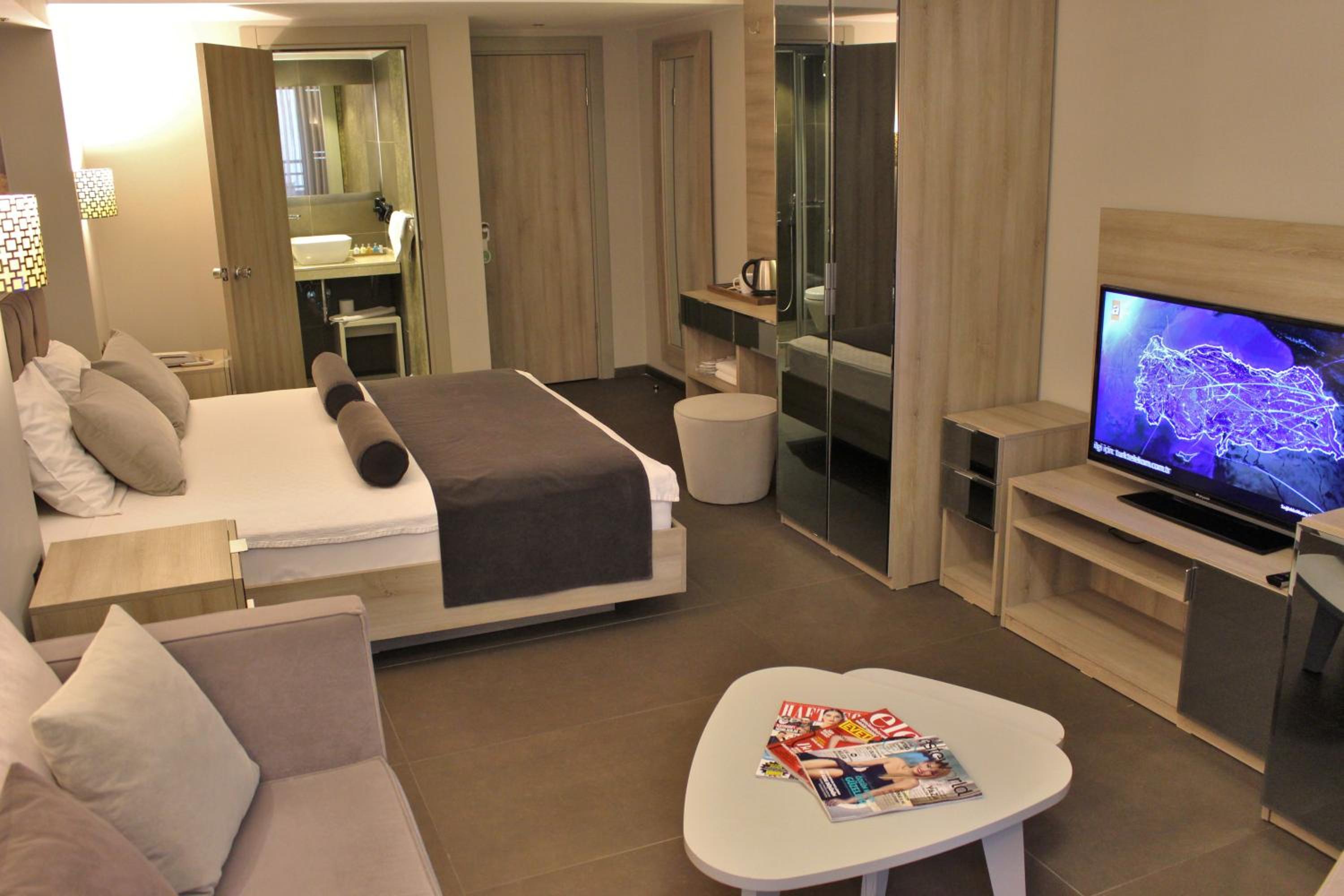Deluxe Double Room photo 3
