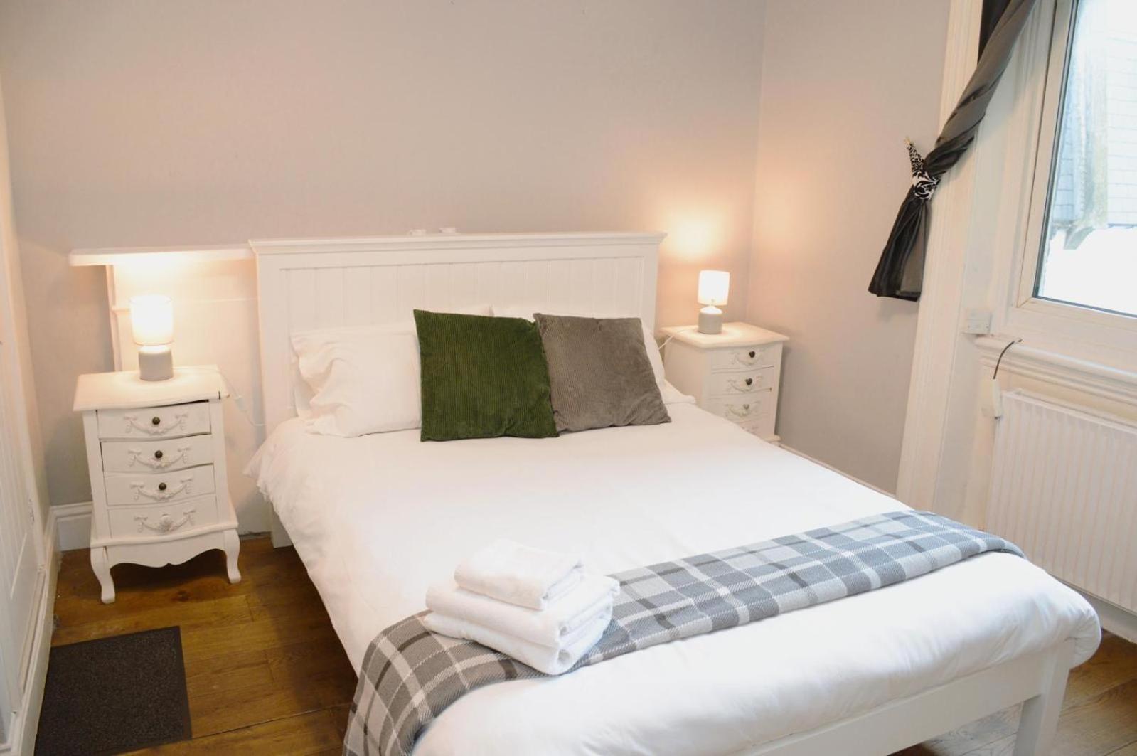 One-Bedroom Apartment With Terrace