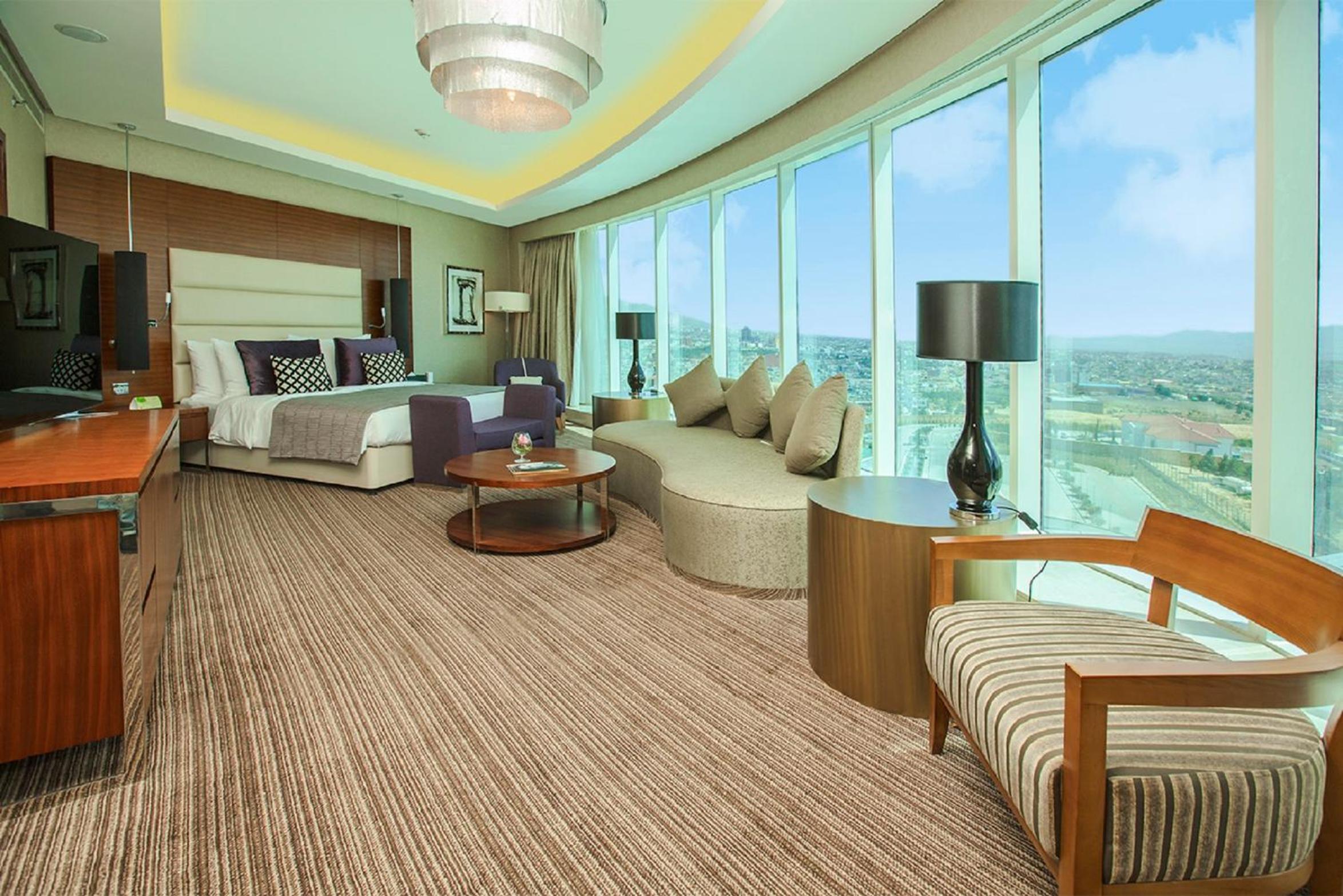 Panoramic Suite - Photo 3