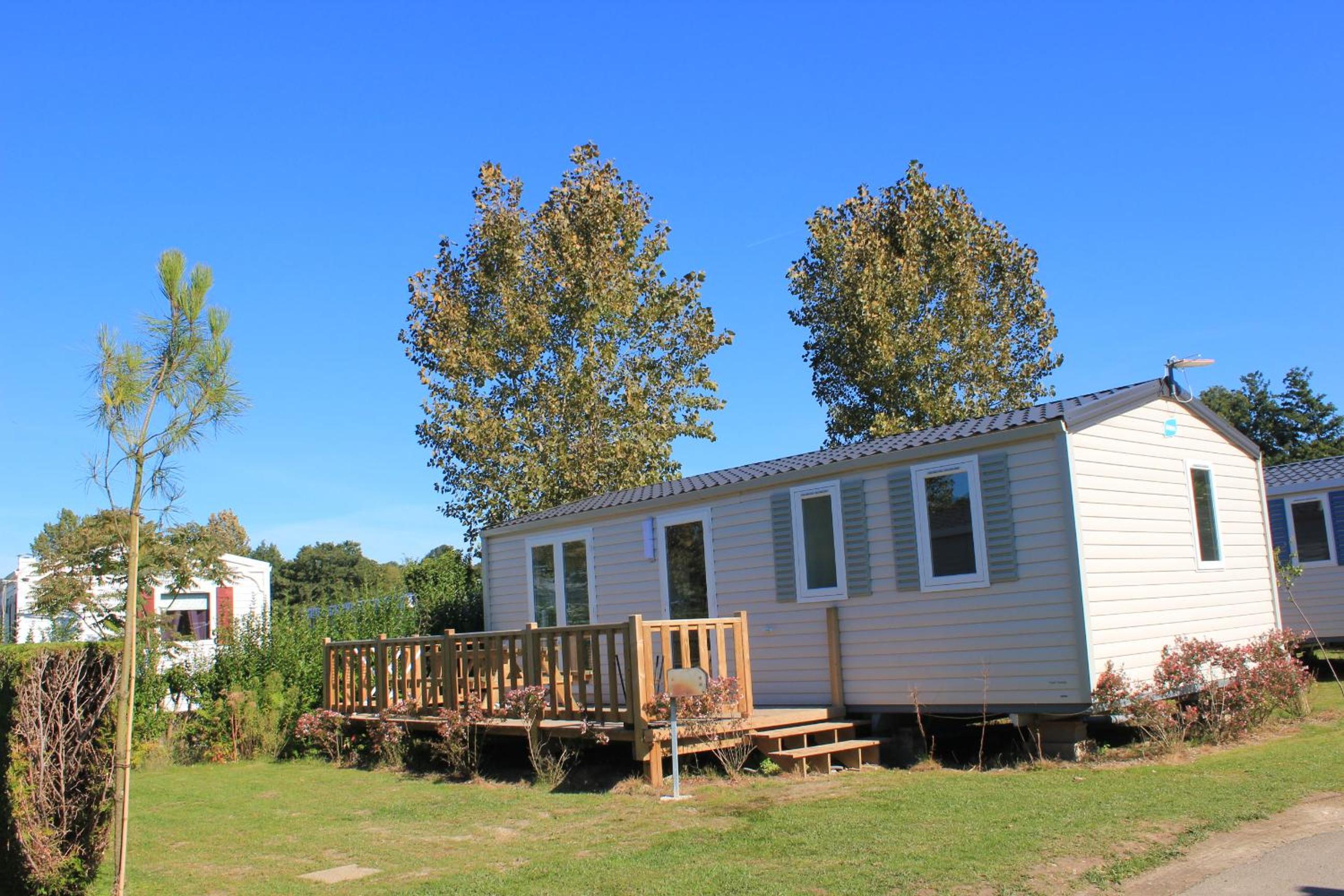 Mobile Home photo 3